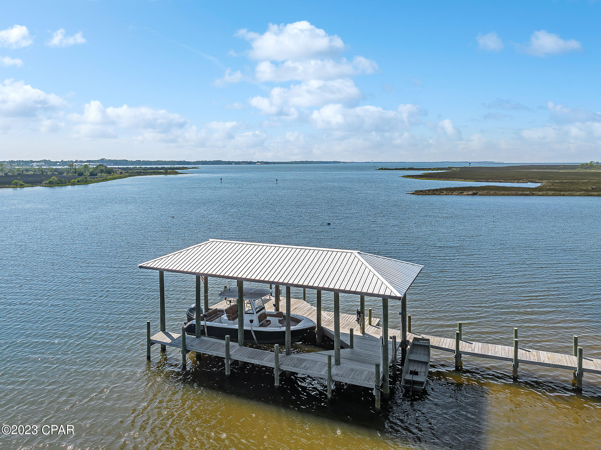 Cessna Landing - Residential