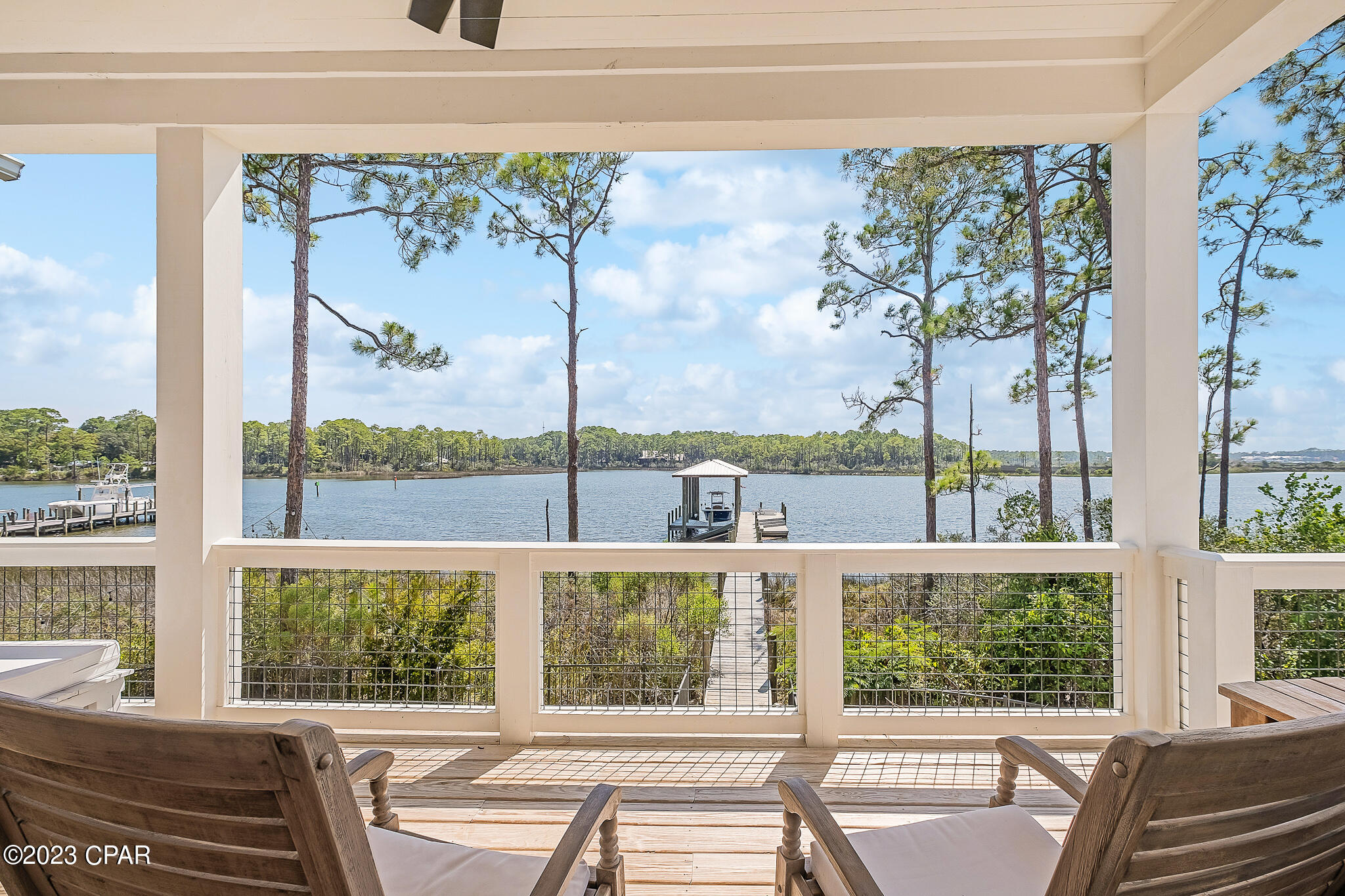 Cessna Landing - Residential