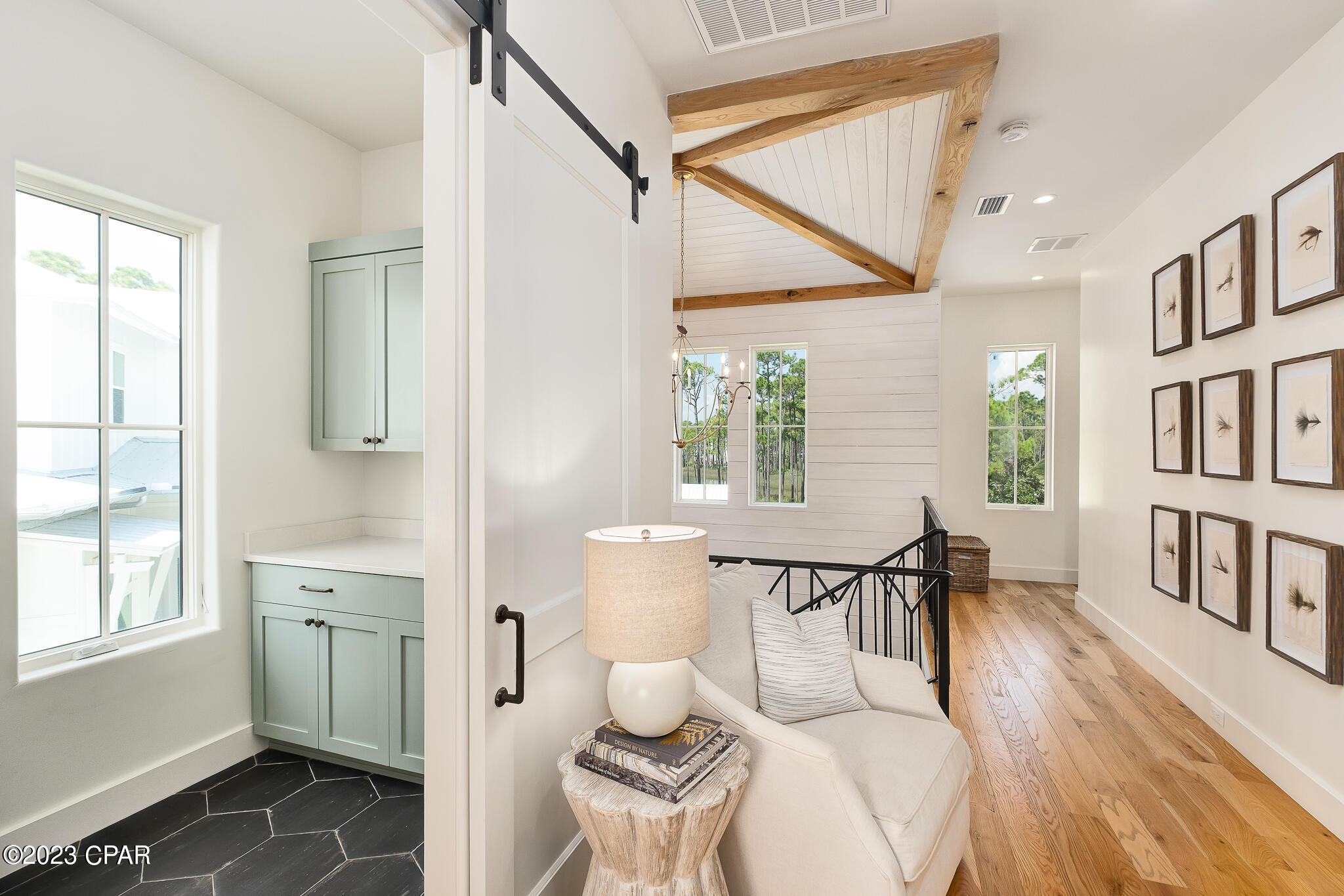 Cessna Landing - Residential