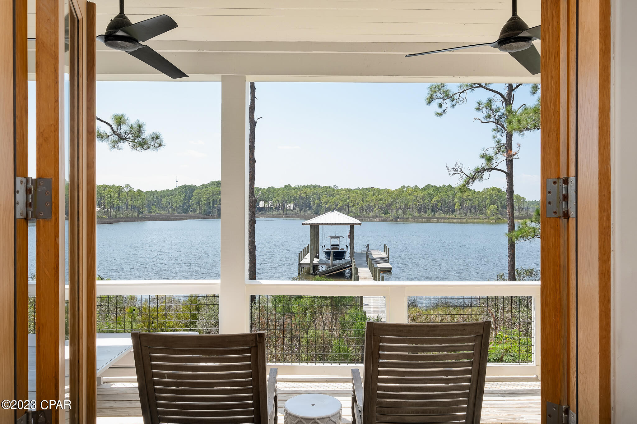 Cessna Landing - Residential