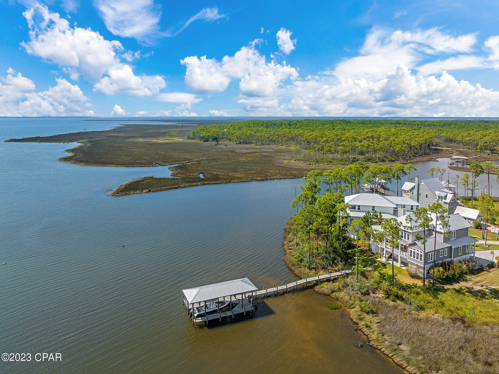 Cessna Landing - Residential