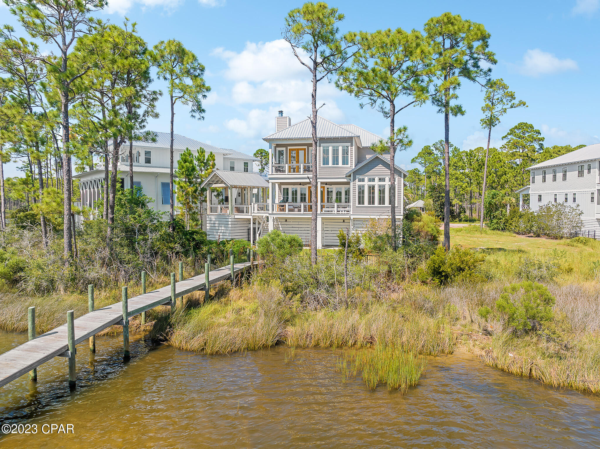 Cessna Landing - Residential