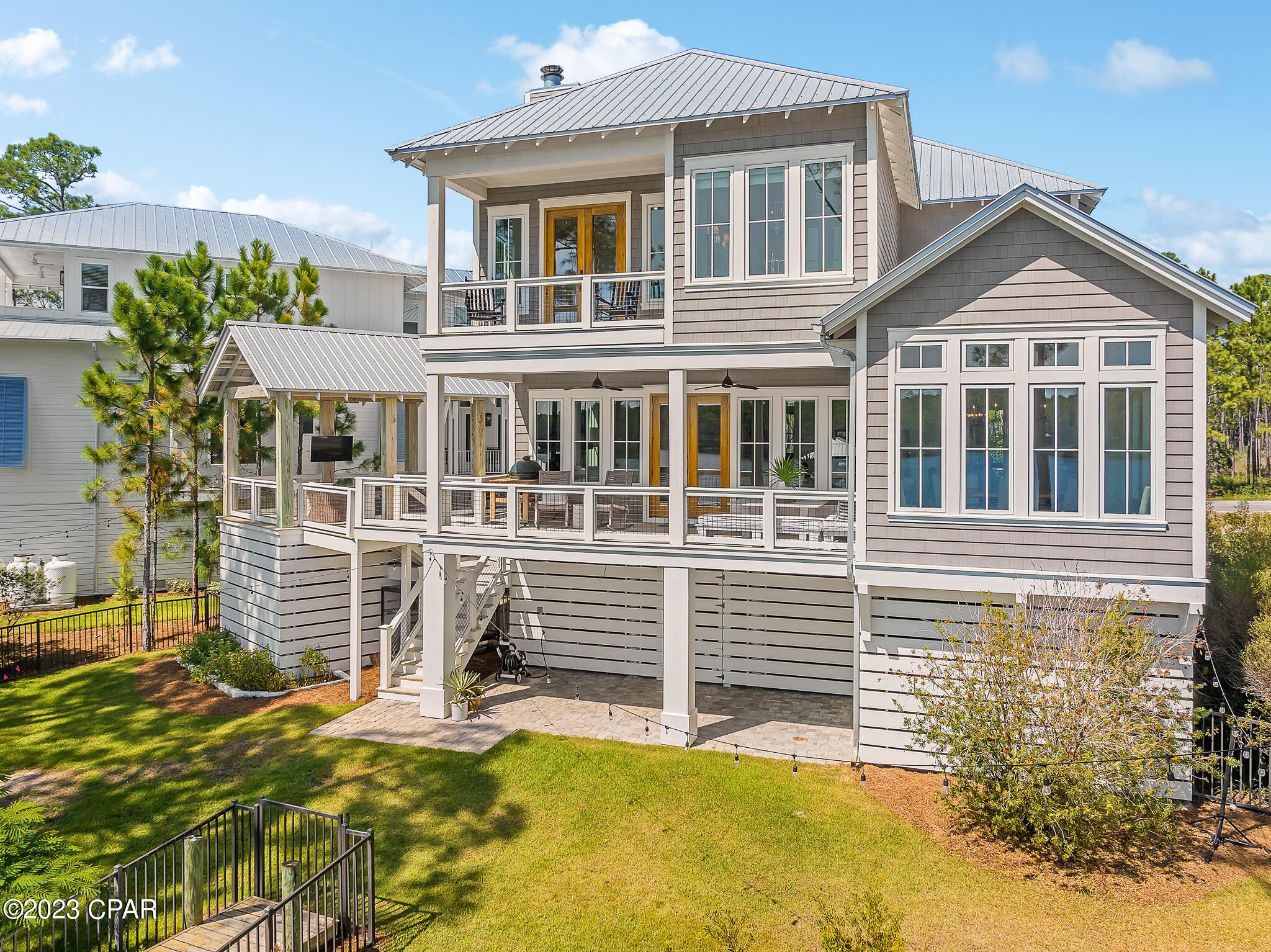 Cessna Landing - Residential