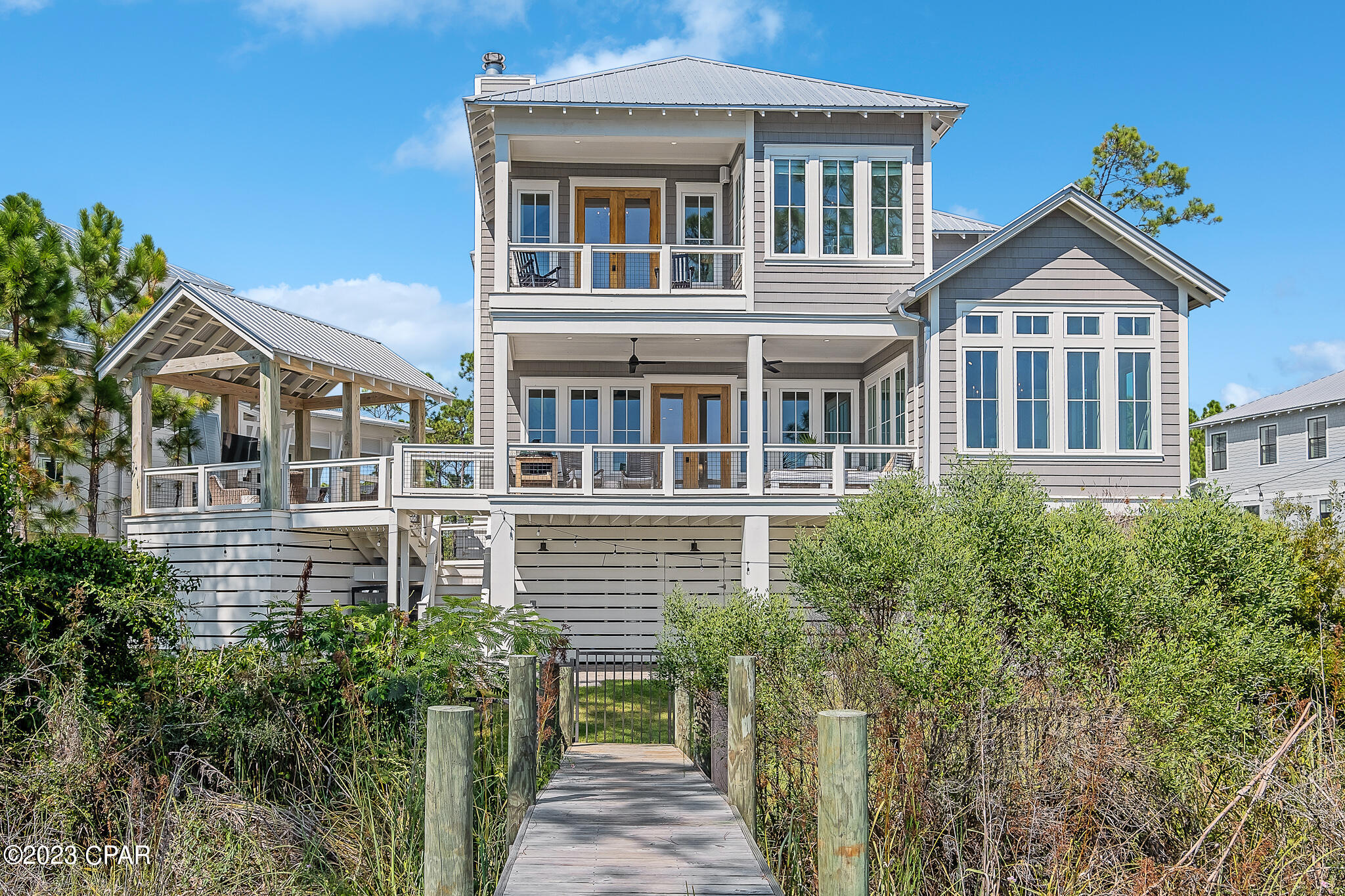 Cessna Landing - Residential