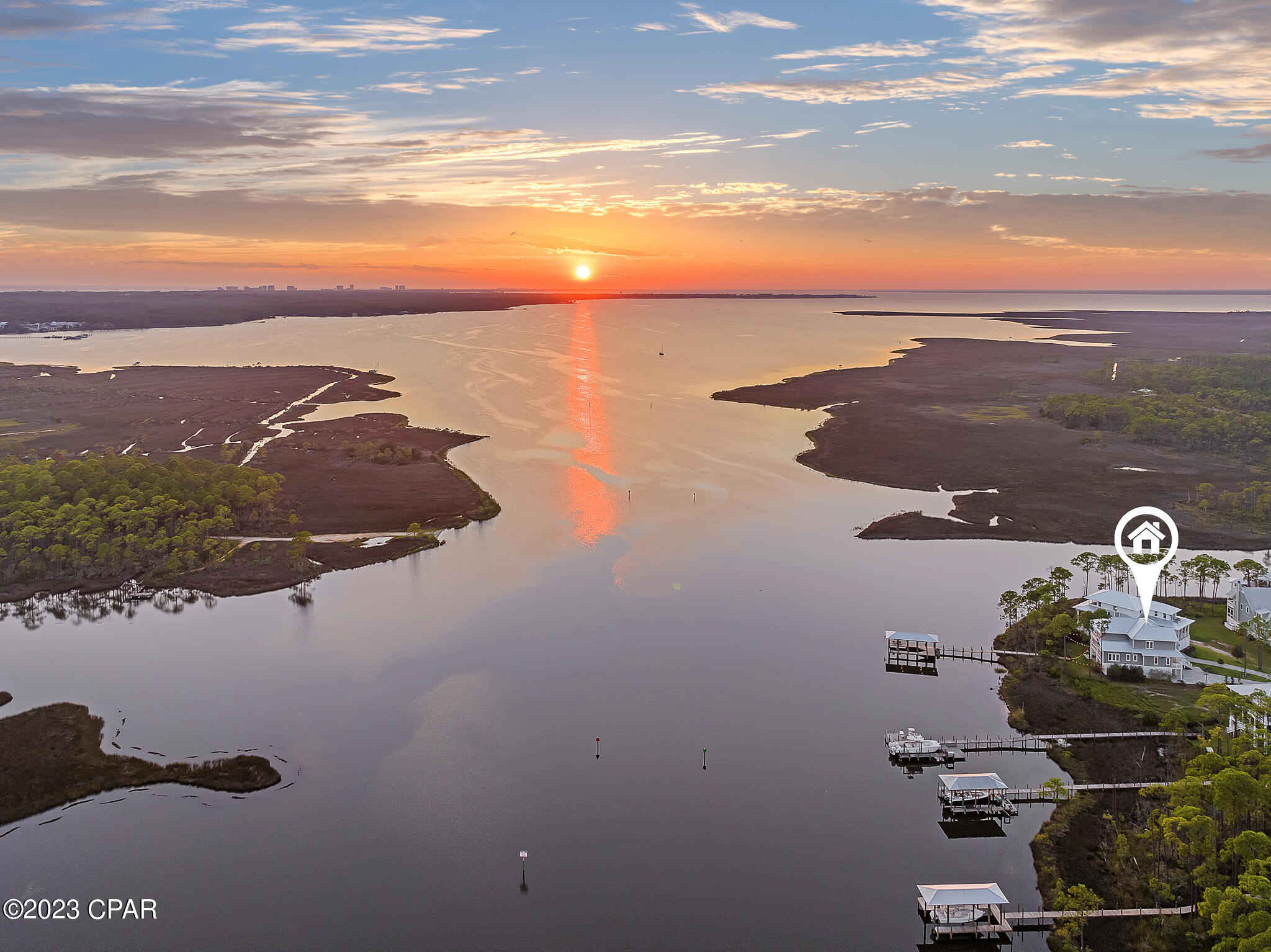 Cessna Landing - Residential