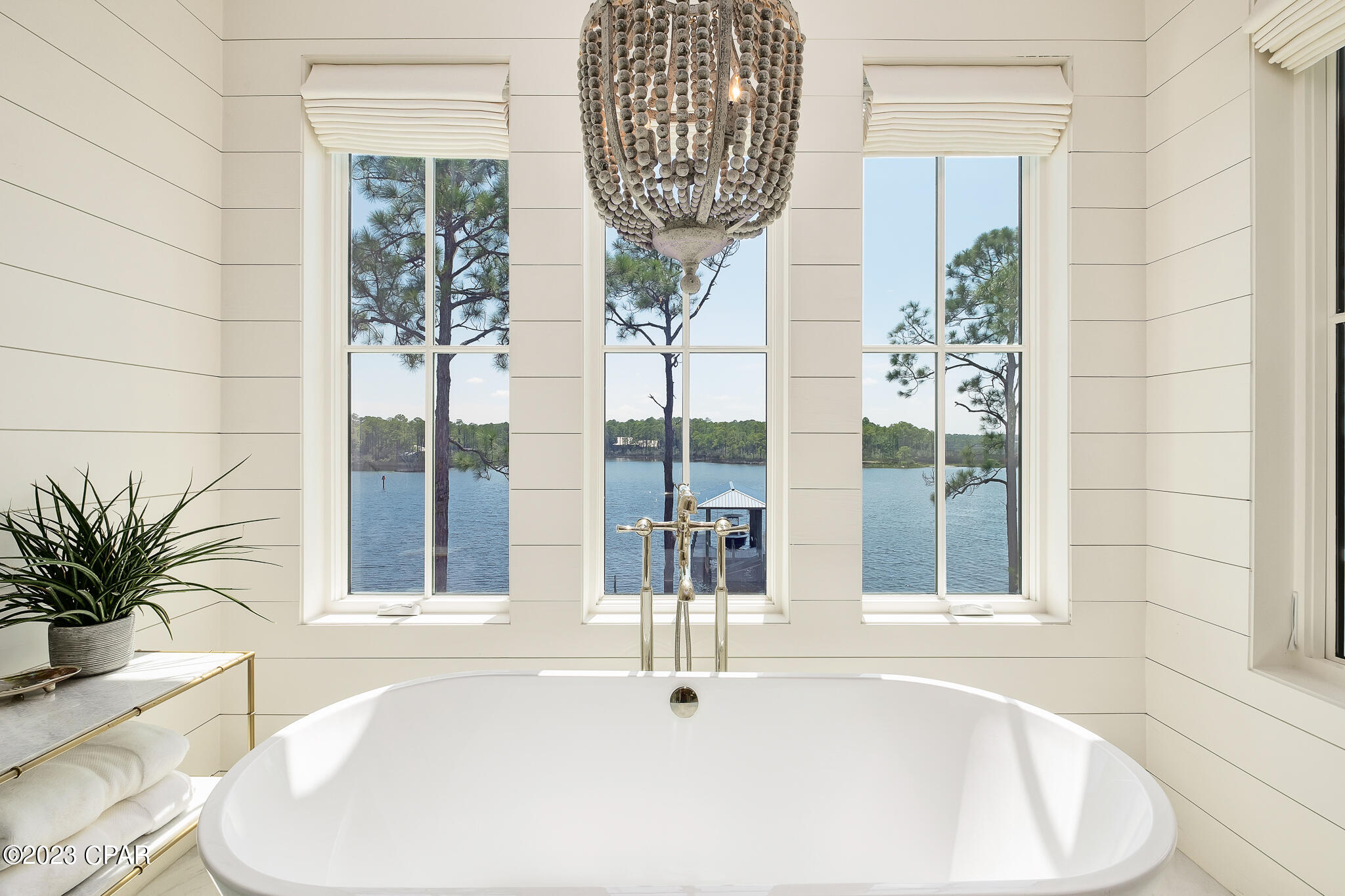 Cessna Landing - Residential