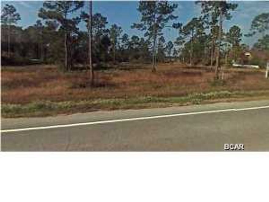 Over half-an-acre available with this lot in the Sandy Creek area, just 15 minutes from Callaway and Tyndall AFB. Lot size is 100 x 300 and surrounding area has many large homes. No flood zone or HOA to contend with! All info is approx. and must be verified by Buyers if important.