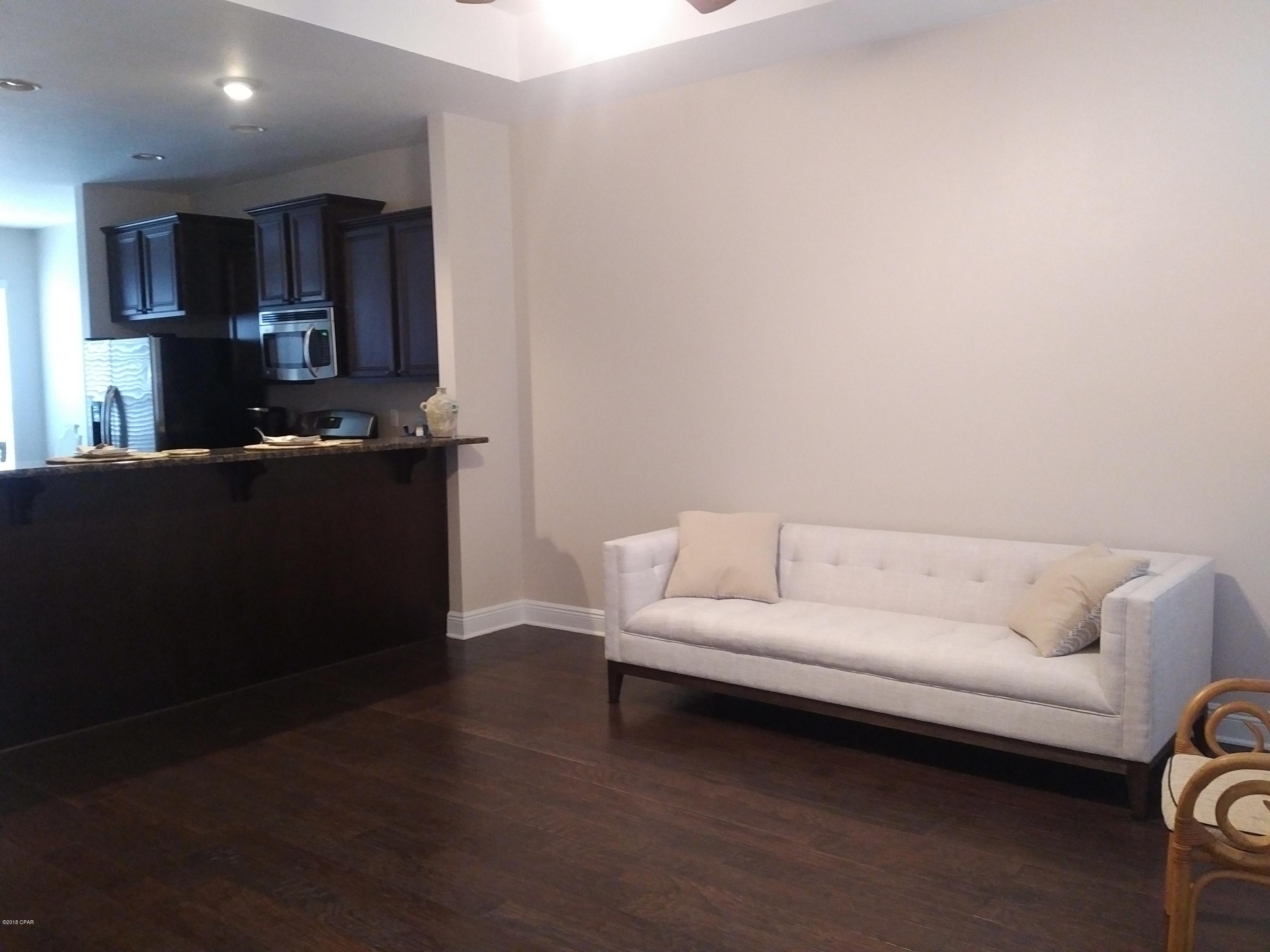 Santa Rosa Golf Villas - Residential