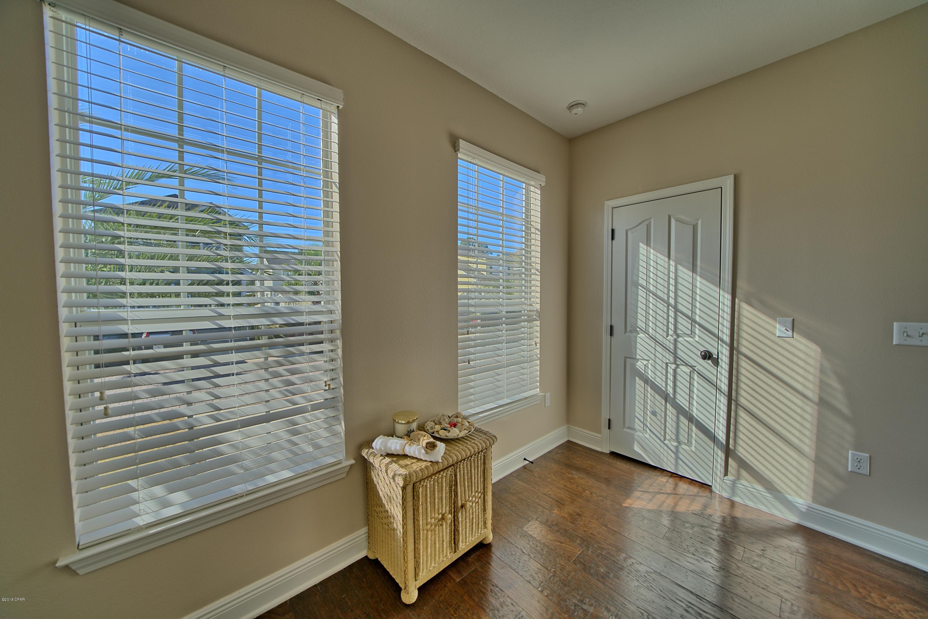 Santa Rosa Golf Villas - Residential