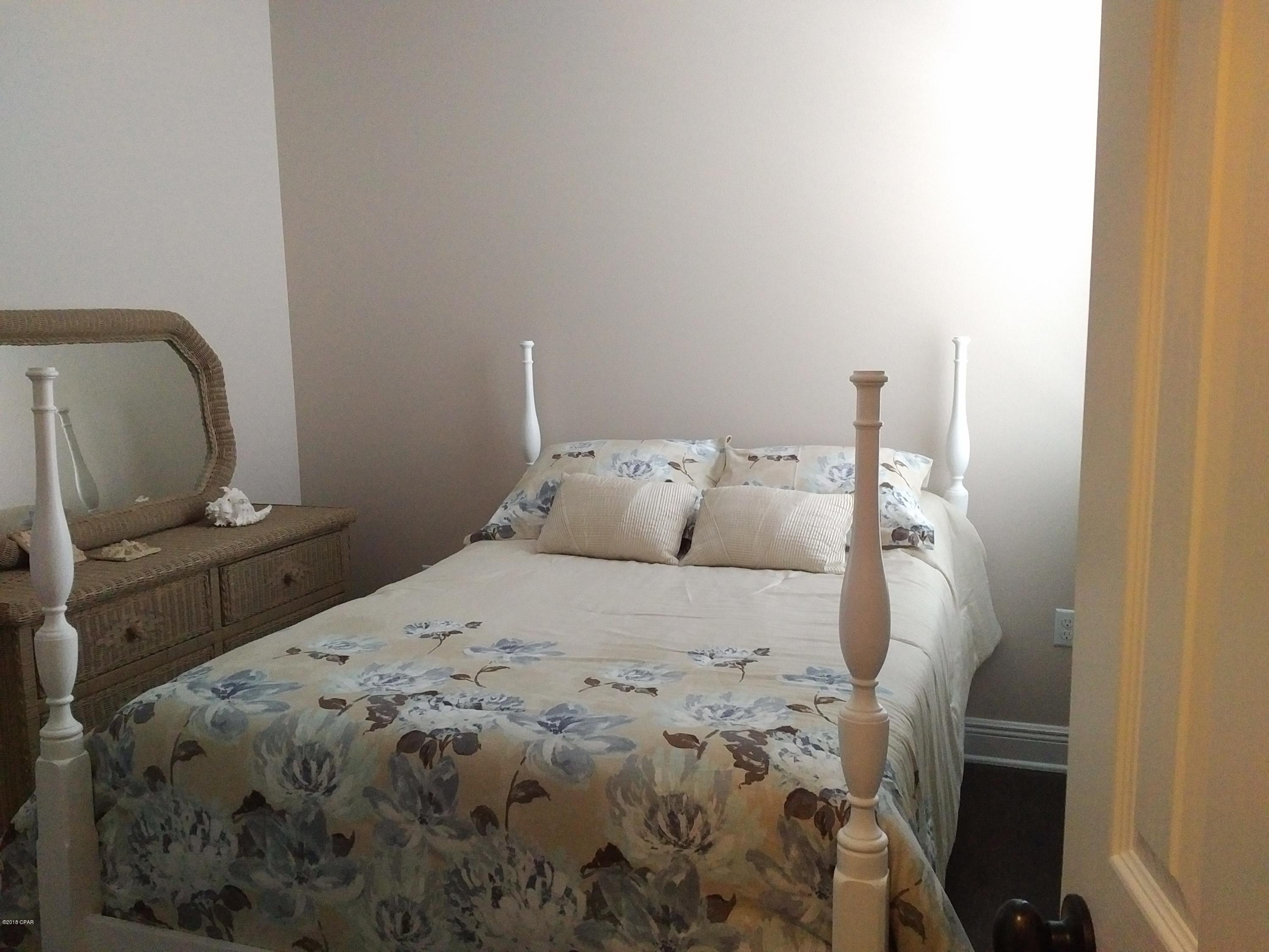 Santa Rosa Golf Villas - Residential