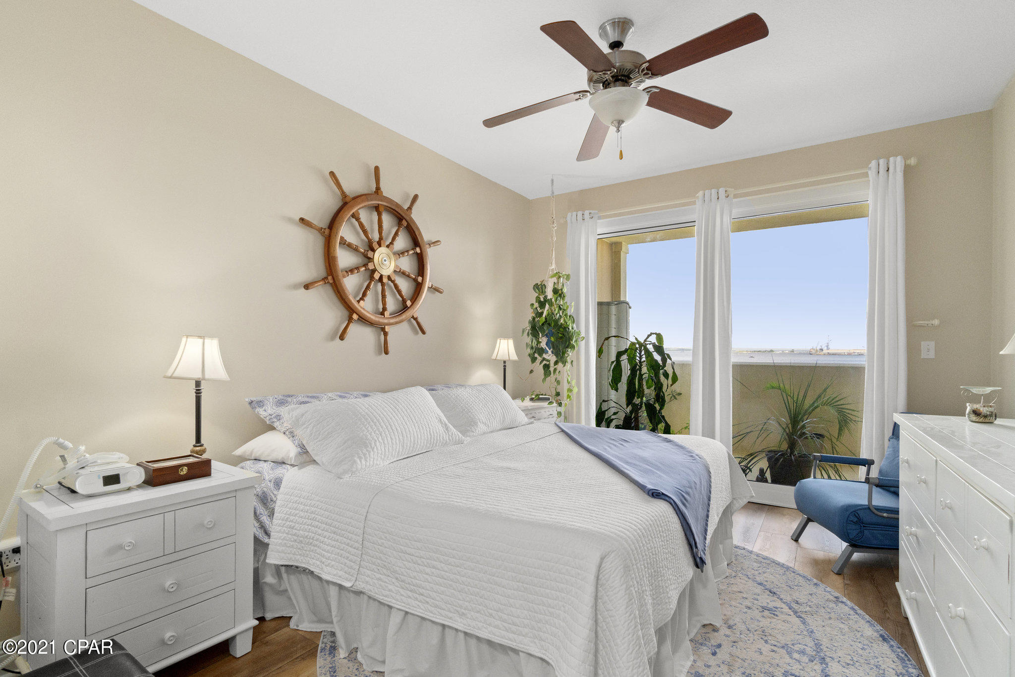 Magnolia Bay Club - Residential