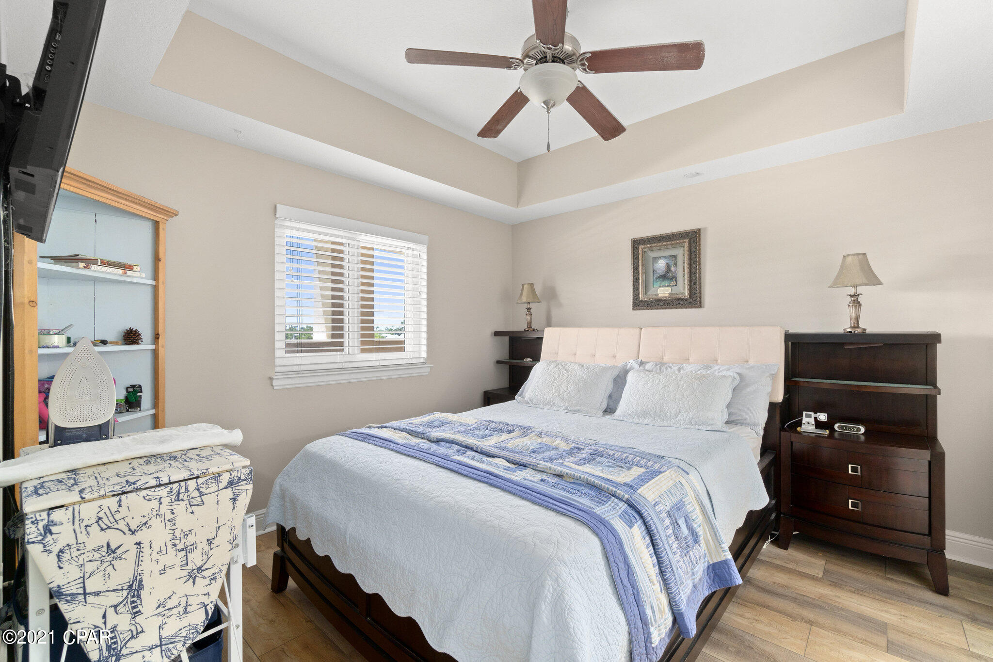 Magnolia Bay Club - Residential