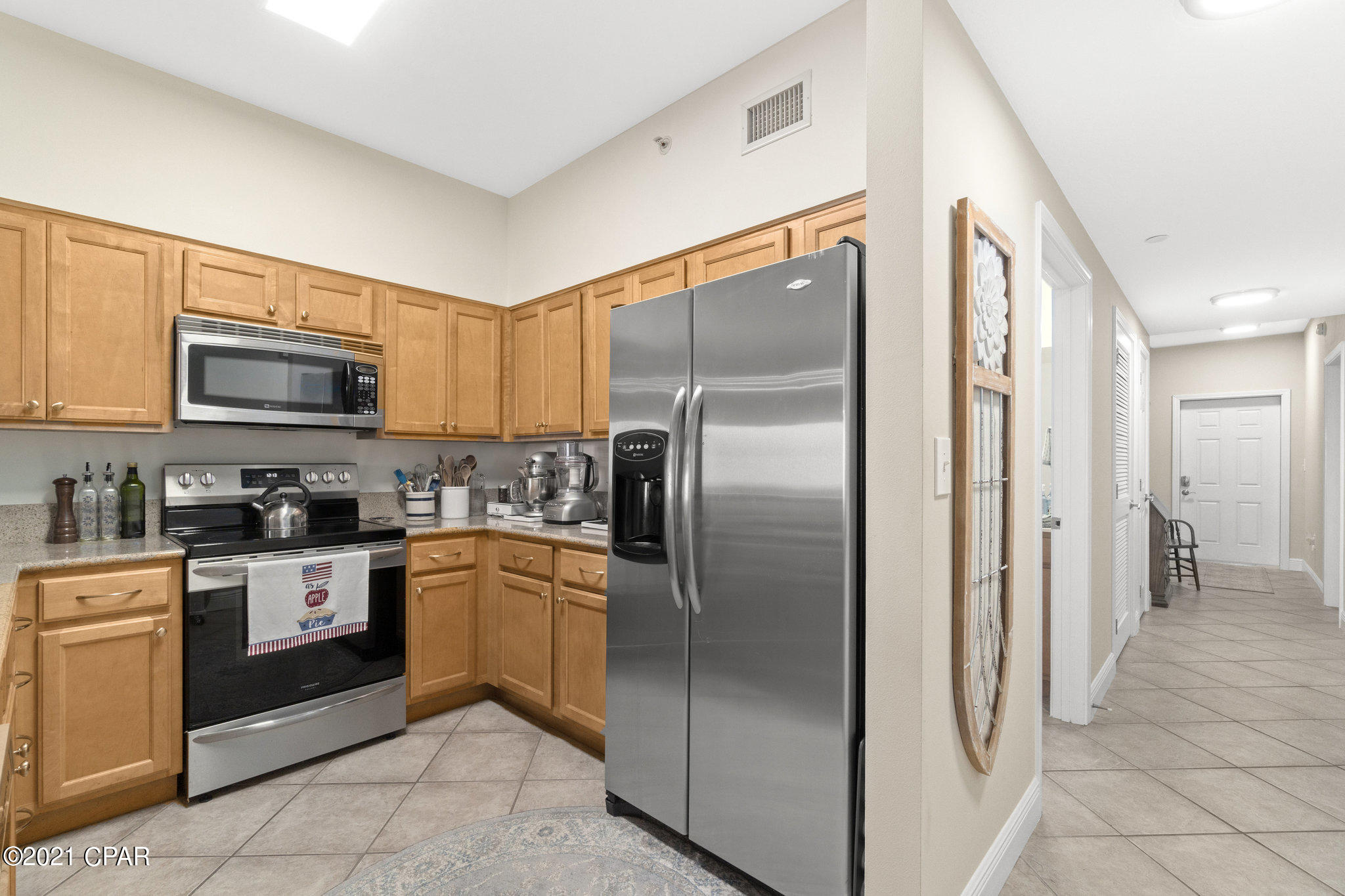 Magnolia Bay Club - Residential