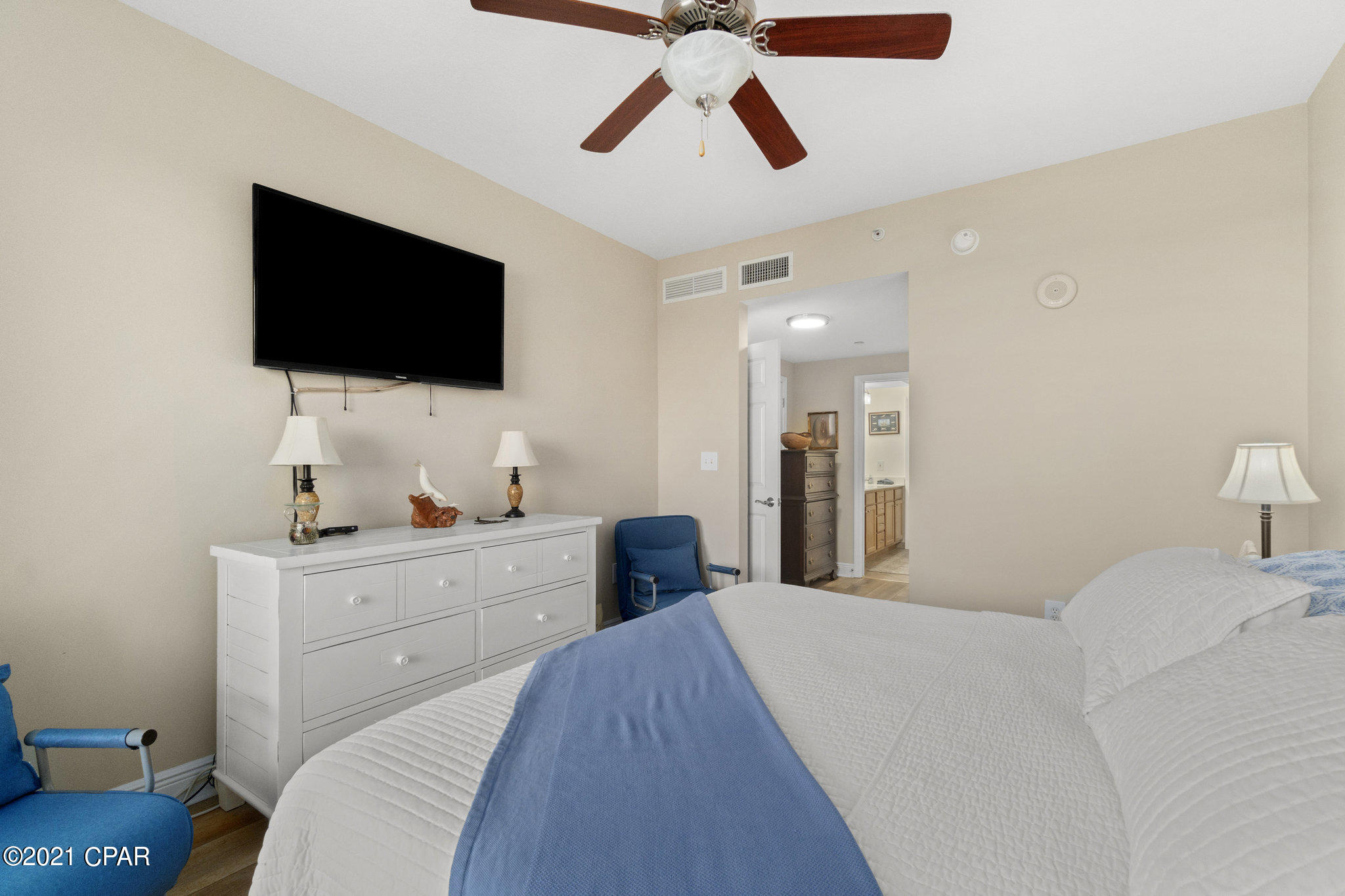 Magnolia Bay Club - Residential