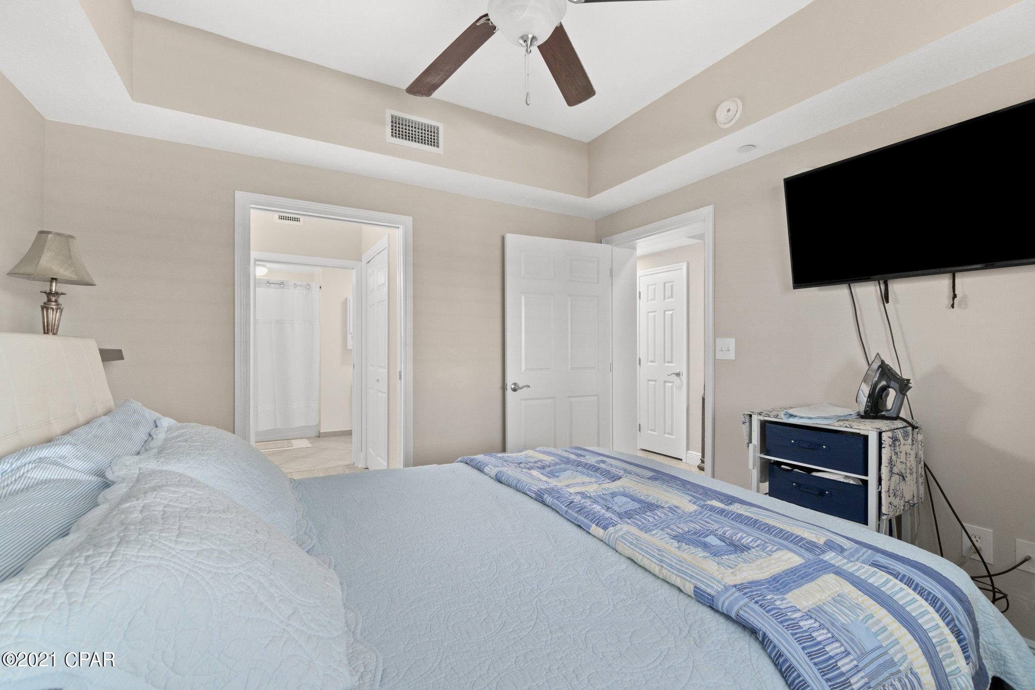 Magnolia Bay Club - Residential