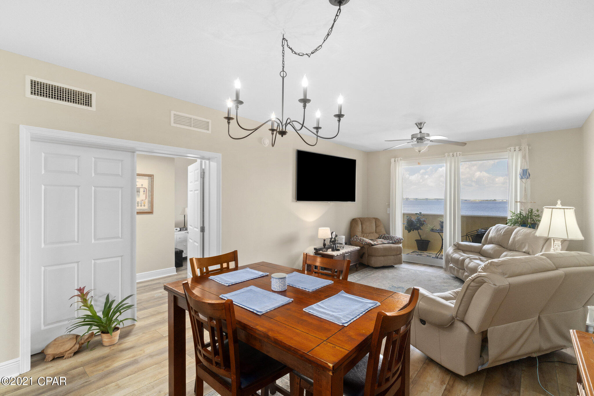 Magnolia Bay Club - Residential