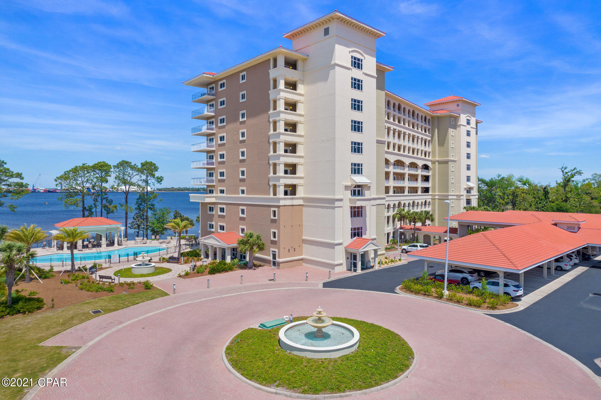 Magnolia Bay Club - Residential