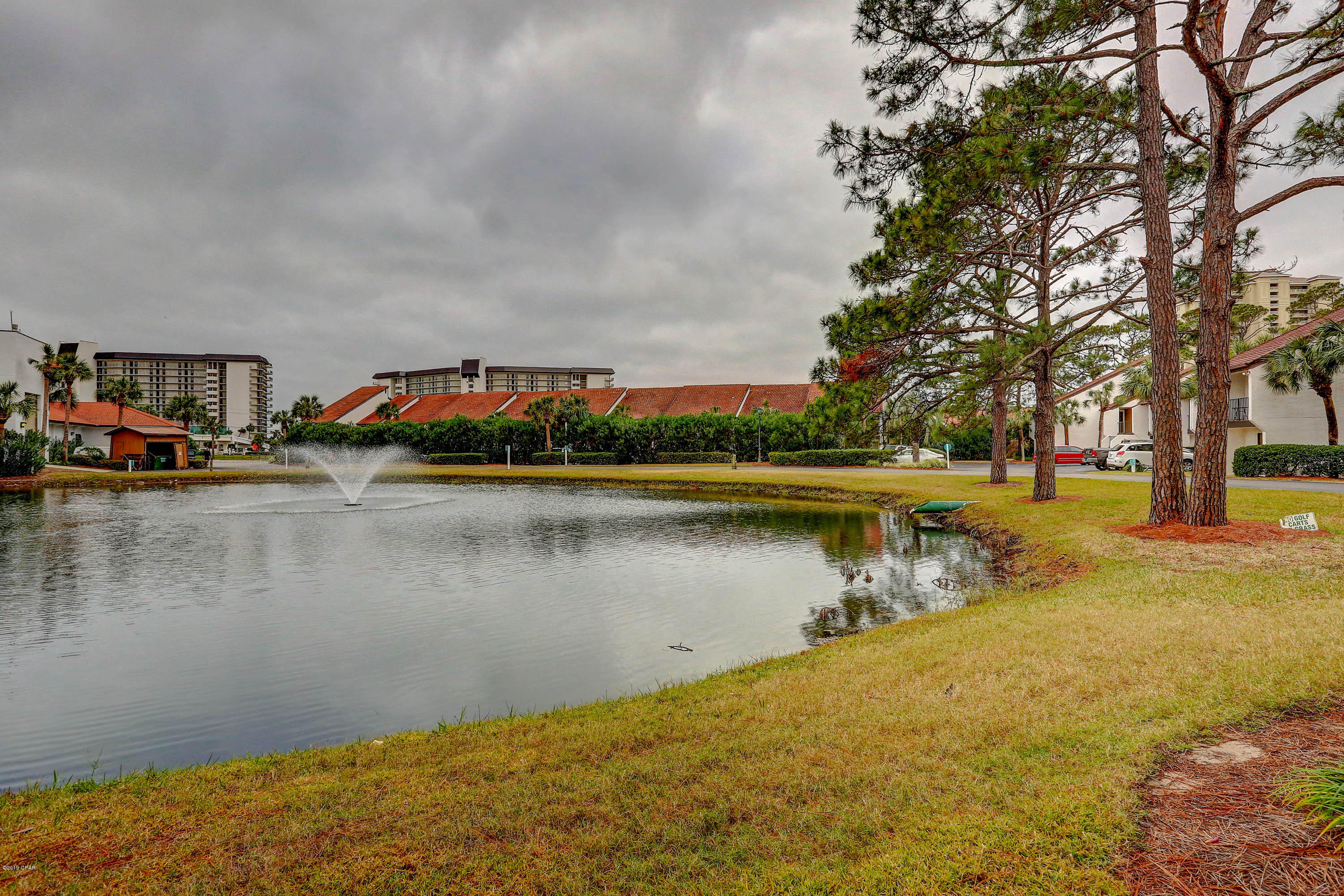 Forest Hills Tennis Villas - Residential