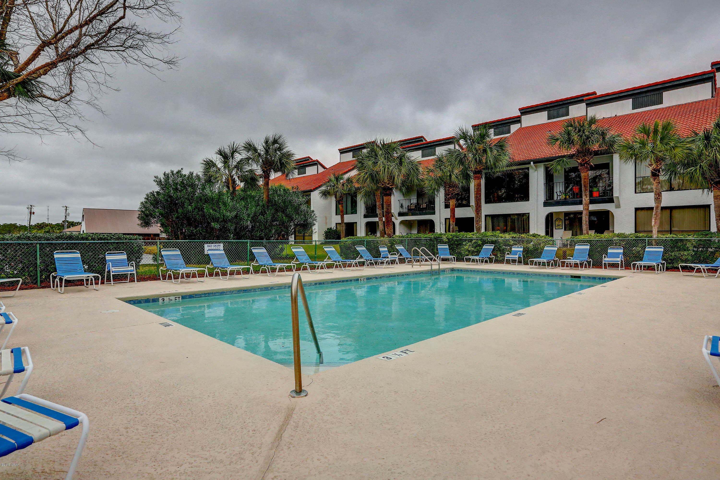 Forest Hills Tennis Villas - Residential