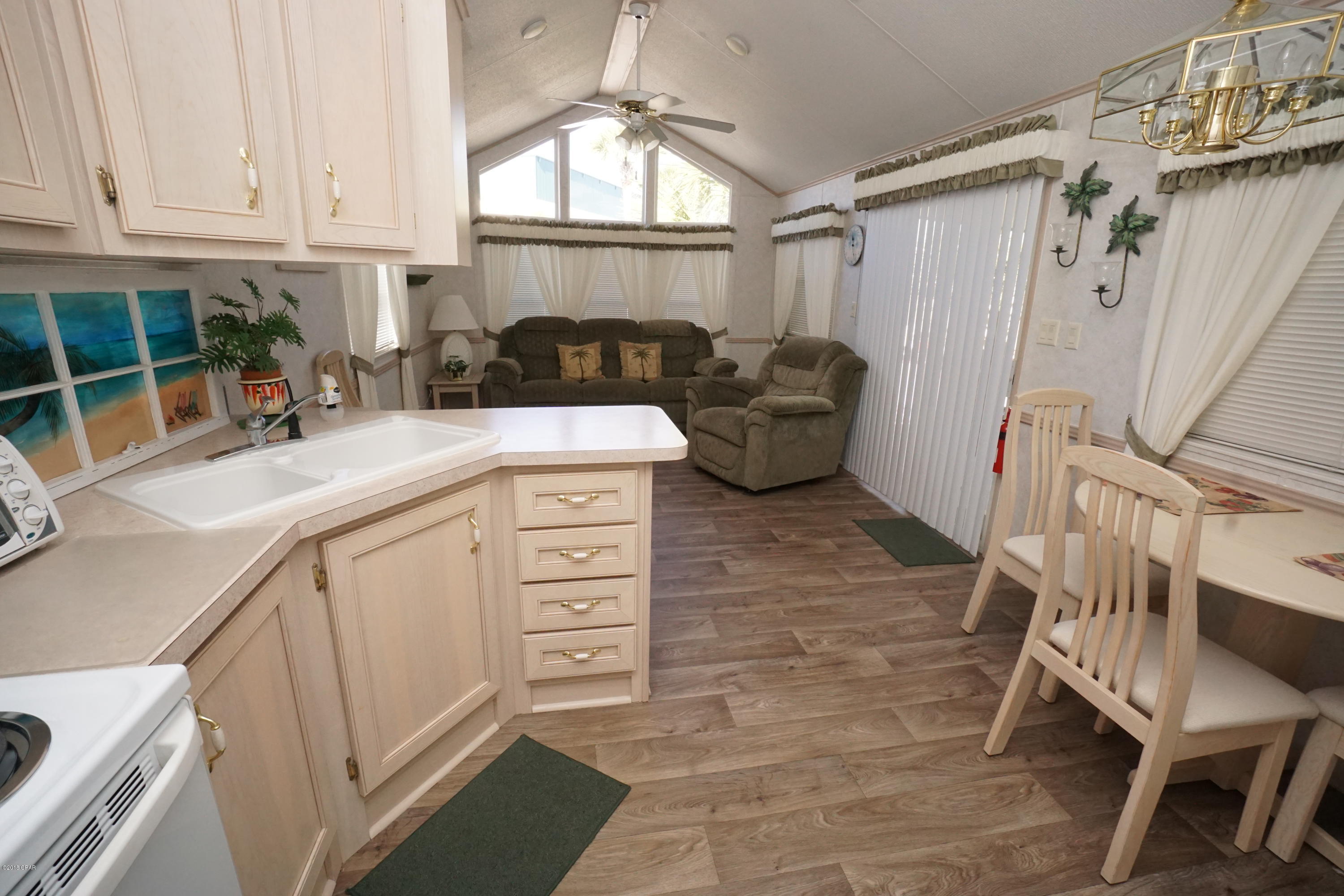 Venture Out Travel Trail - Residential