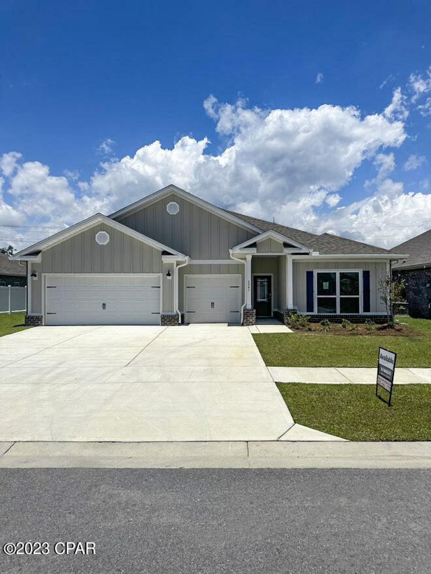 The Camden is a spacious one-story floor plan with an appointed dining room, a large Bonus room that can be used as a dining room, home office, study, media, playroom or a mancave!

The home has 4 bedrooms, 3 full bathrooms, half bath for your Guests and a 3-car garage, giving you plenty of space for parking the 3rd car/motorcycle or a golf cart.