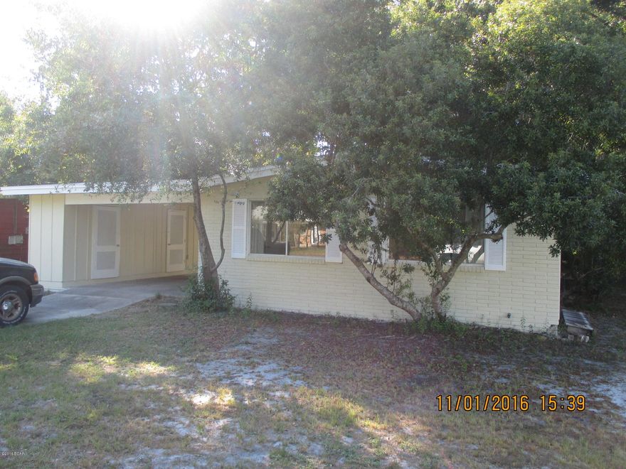 3/1 Home in the St. Andrews area on a large lot. All property sizes and ages are approximate, please measure and/or verify if important. School assignments are subject to change, please check with Bay County for most accurate information. Deposit is the same as the rent. Pets allowed with owner approval and NON REFUNDABLE pet fee of $20 per month applies per pet. Breed restrictions apply.