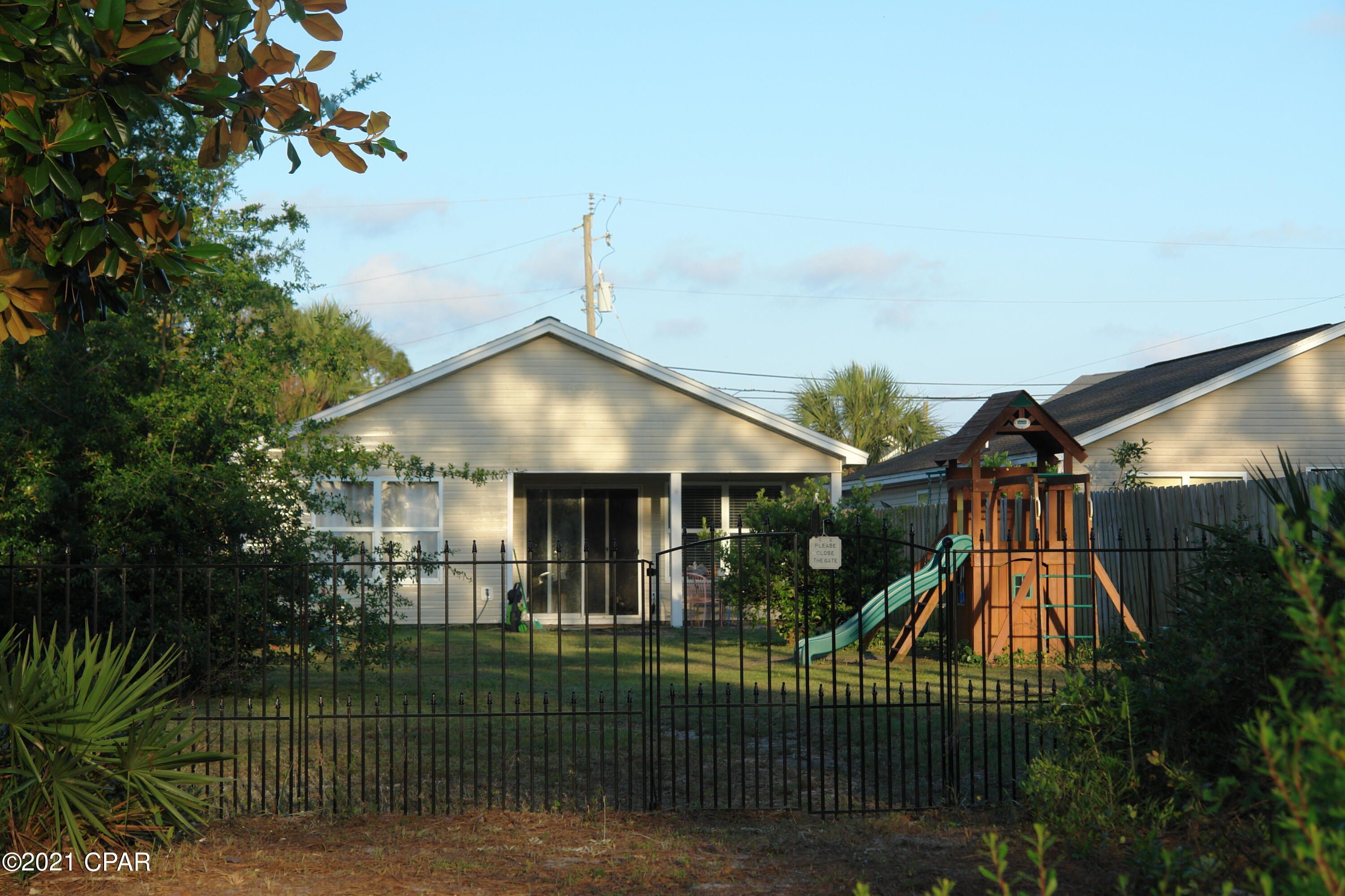 [No Recorded Subdiv] - Residential