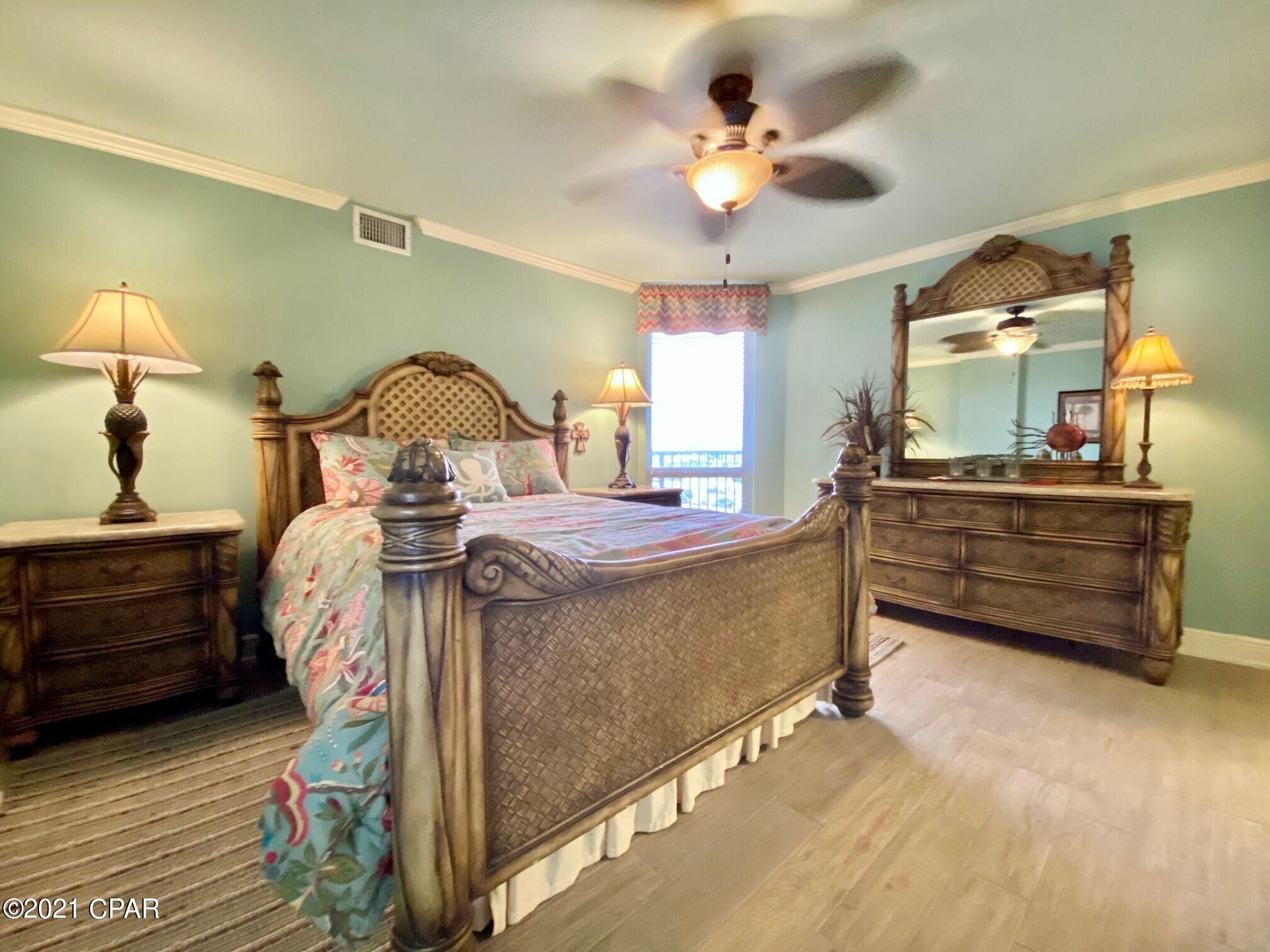 Pelican Walk - Residential