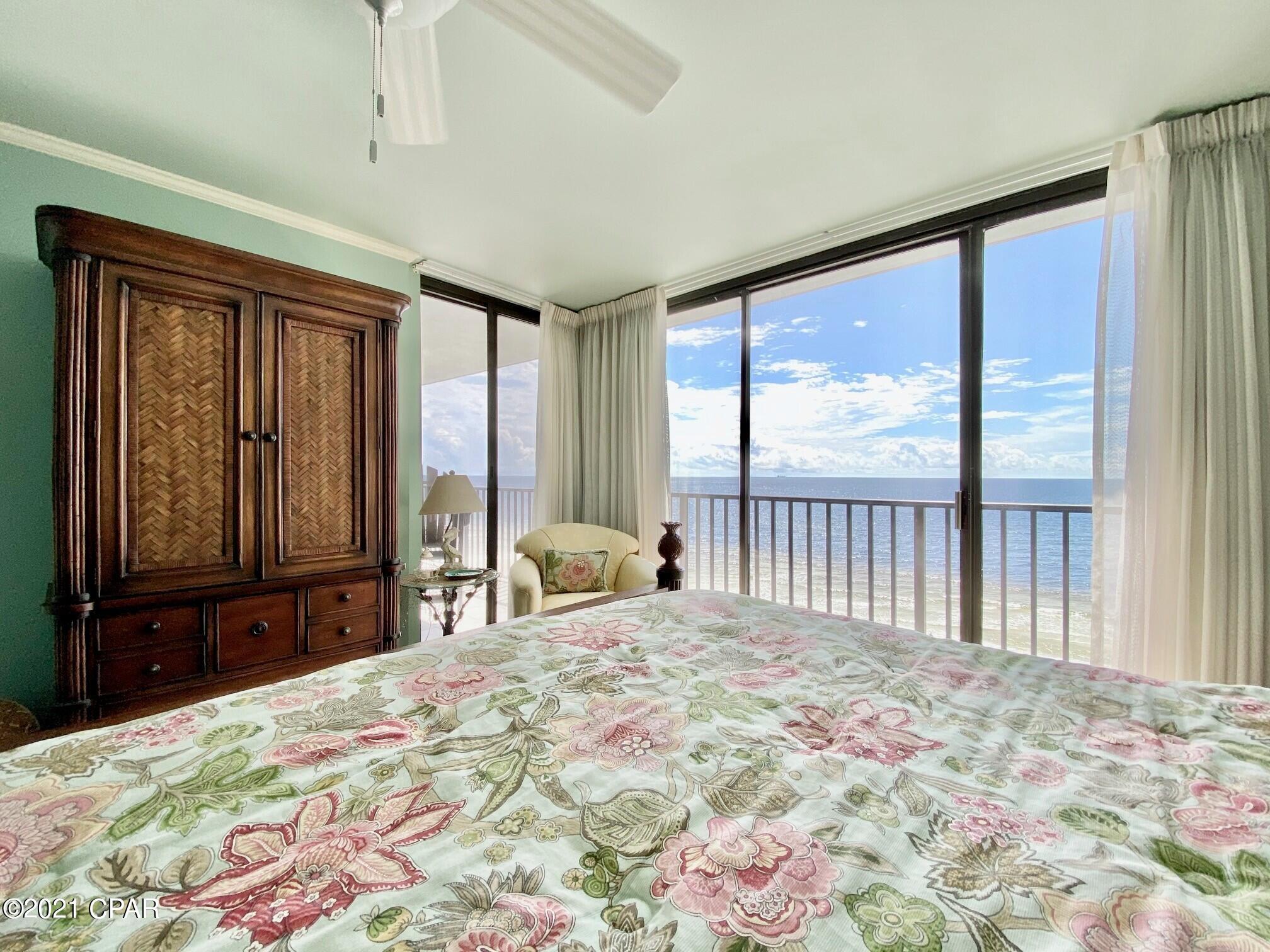 Pelican Walk - Residential