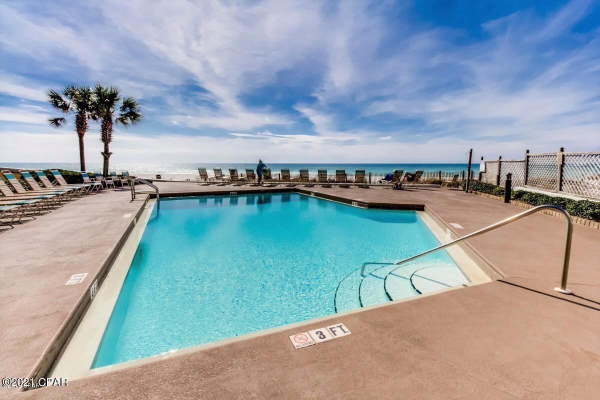 Pelican Walk - Residential