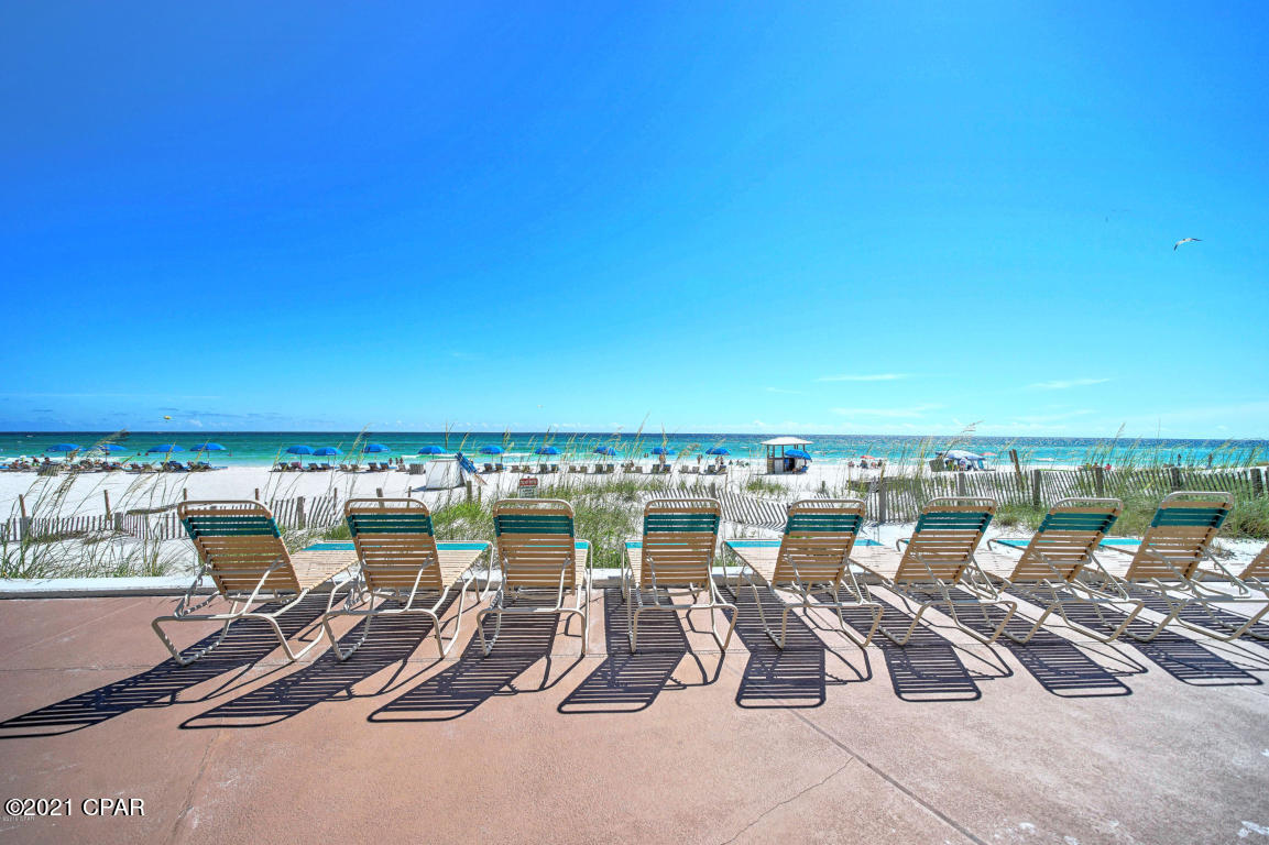 Pelican Walk - Residential