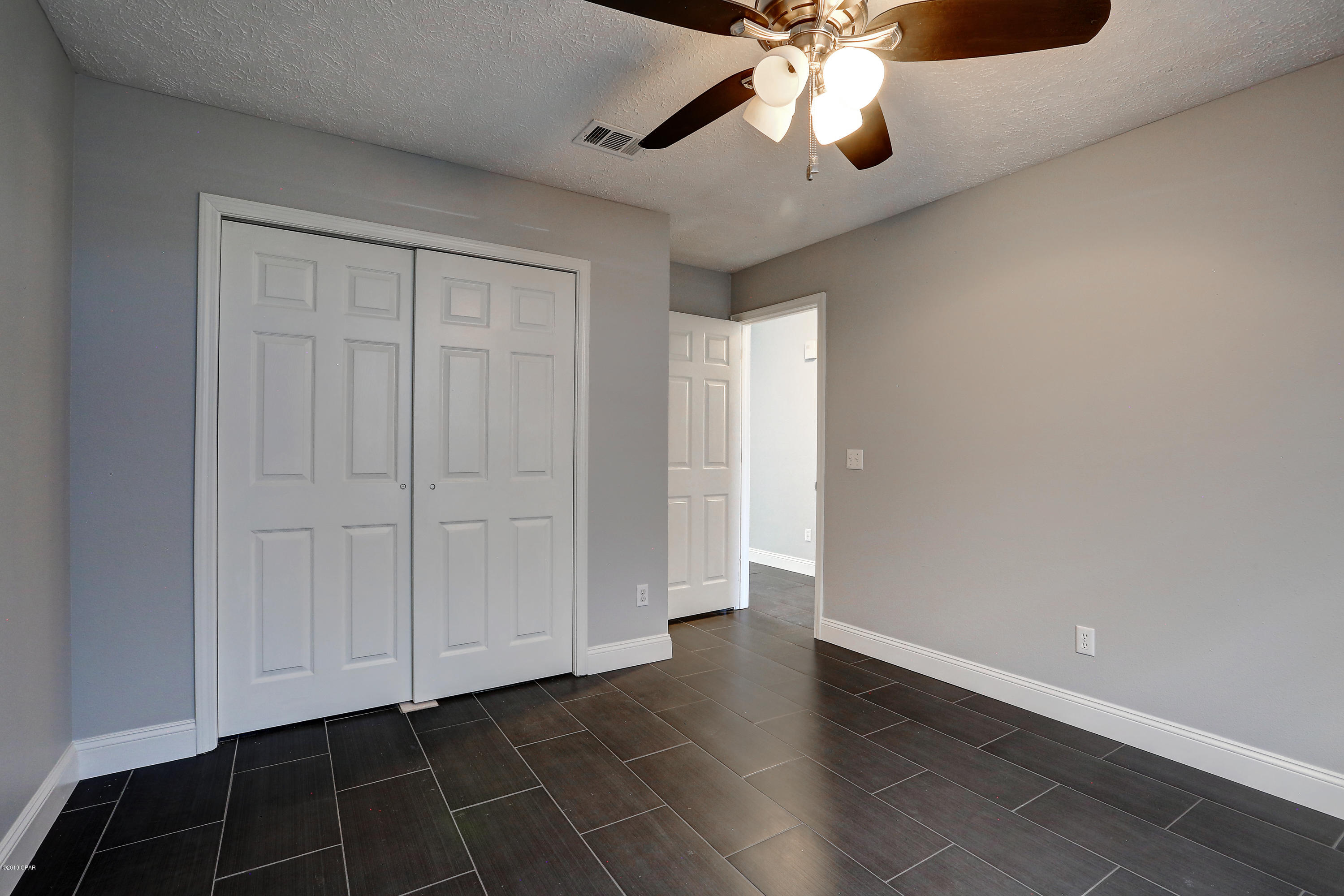 Pine Tree Place Unit 1 - Residential