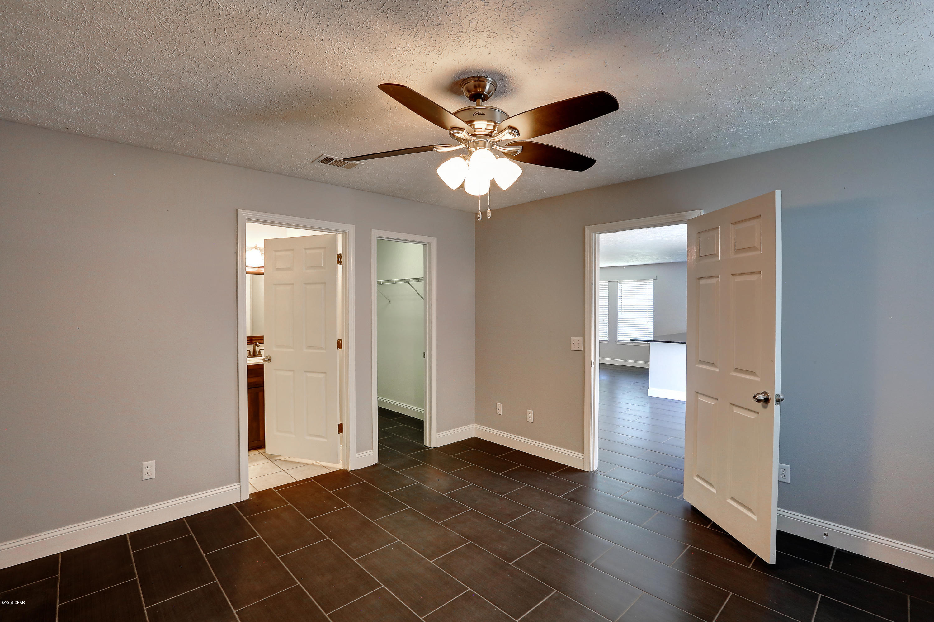 Pine Tree Place Unit 1 - Residential