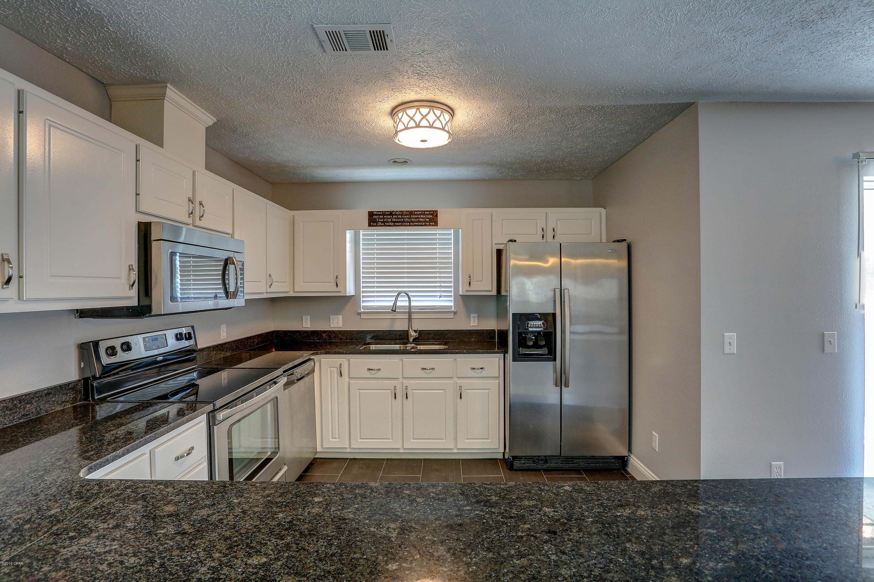 Pine Tree Place Unit 1 - Residential