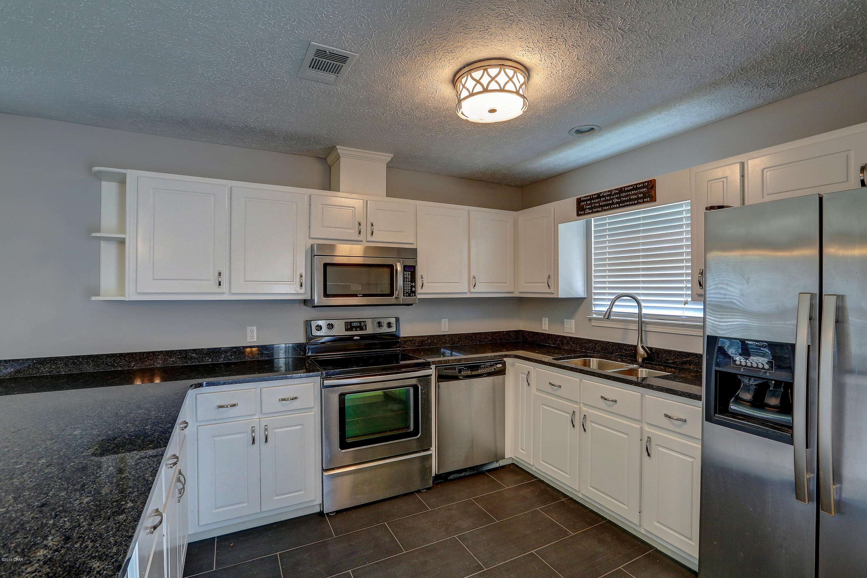 Pine Tree Place Unit 1 - Residential