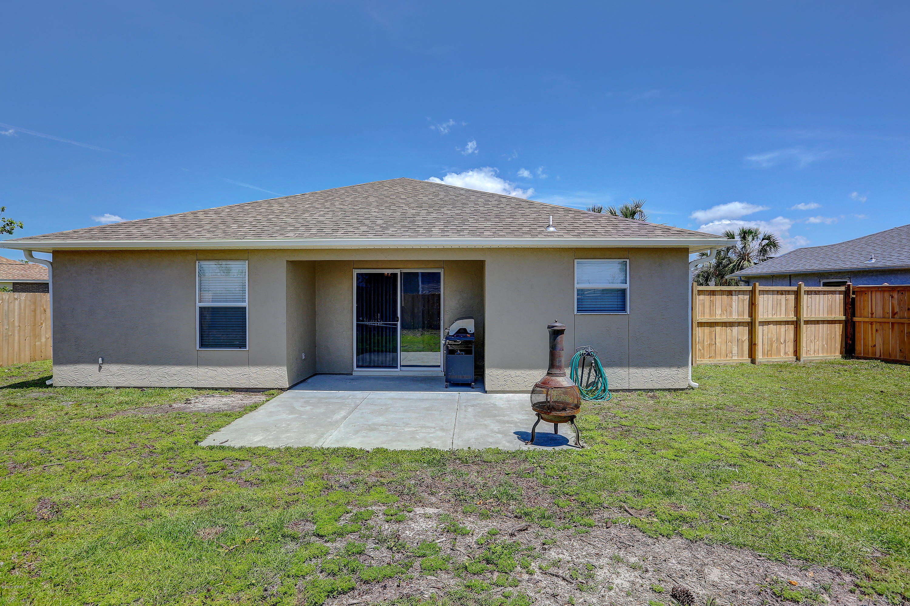 Pine Tree Place Unit 1 - Residential