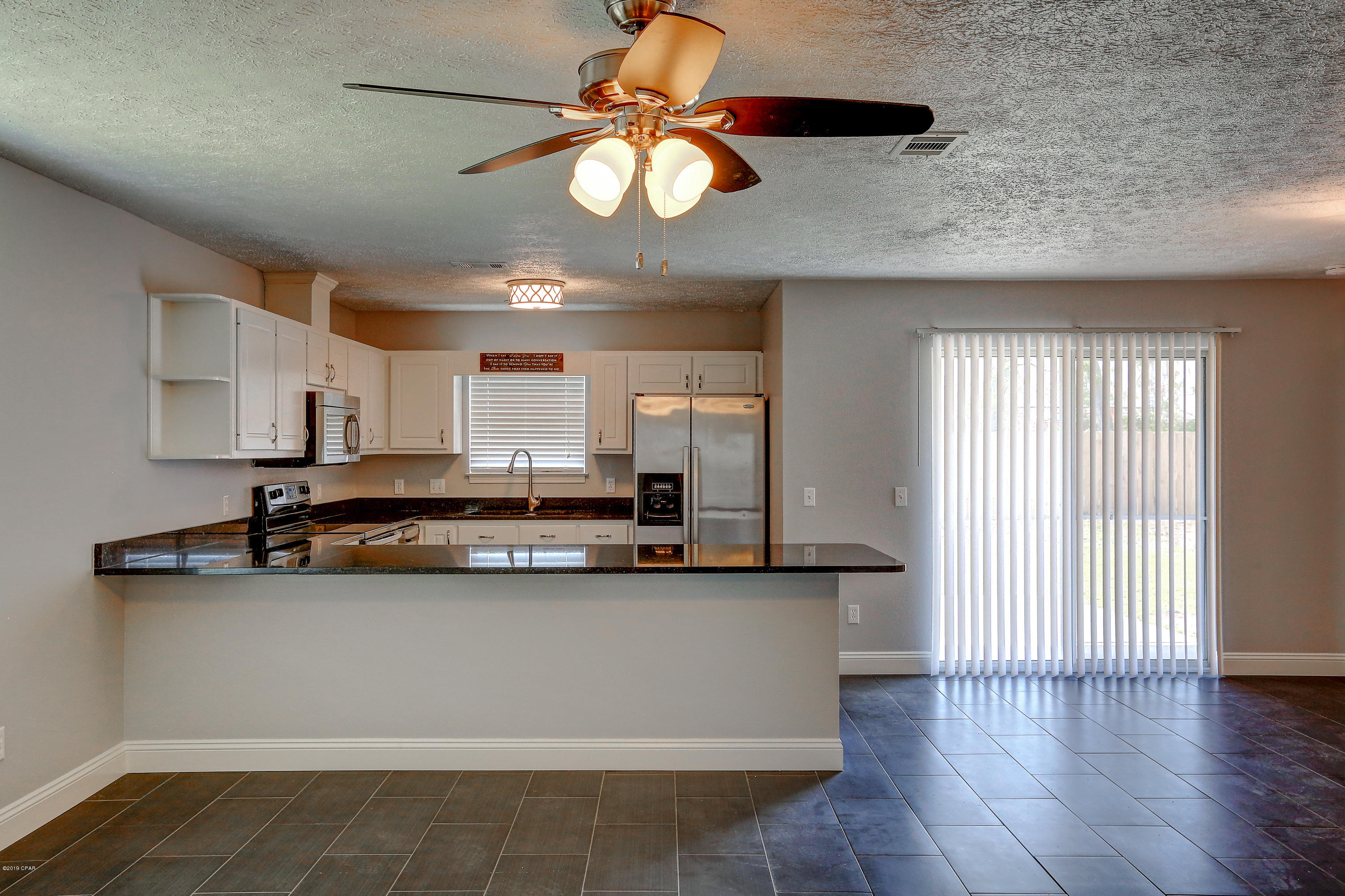 Pine Tree Place Unit 1 - Residential