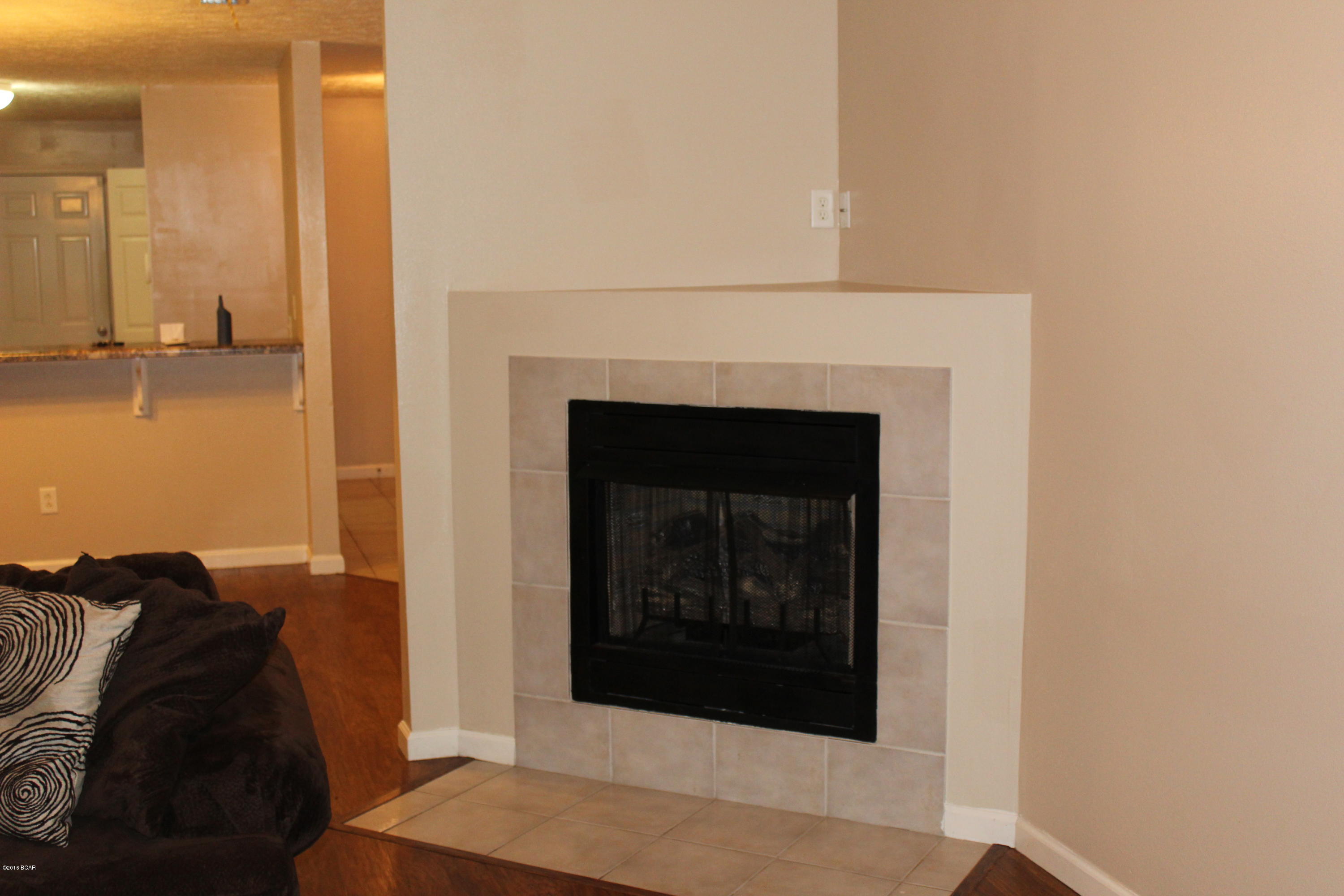 Summer Lace - Residential