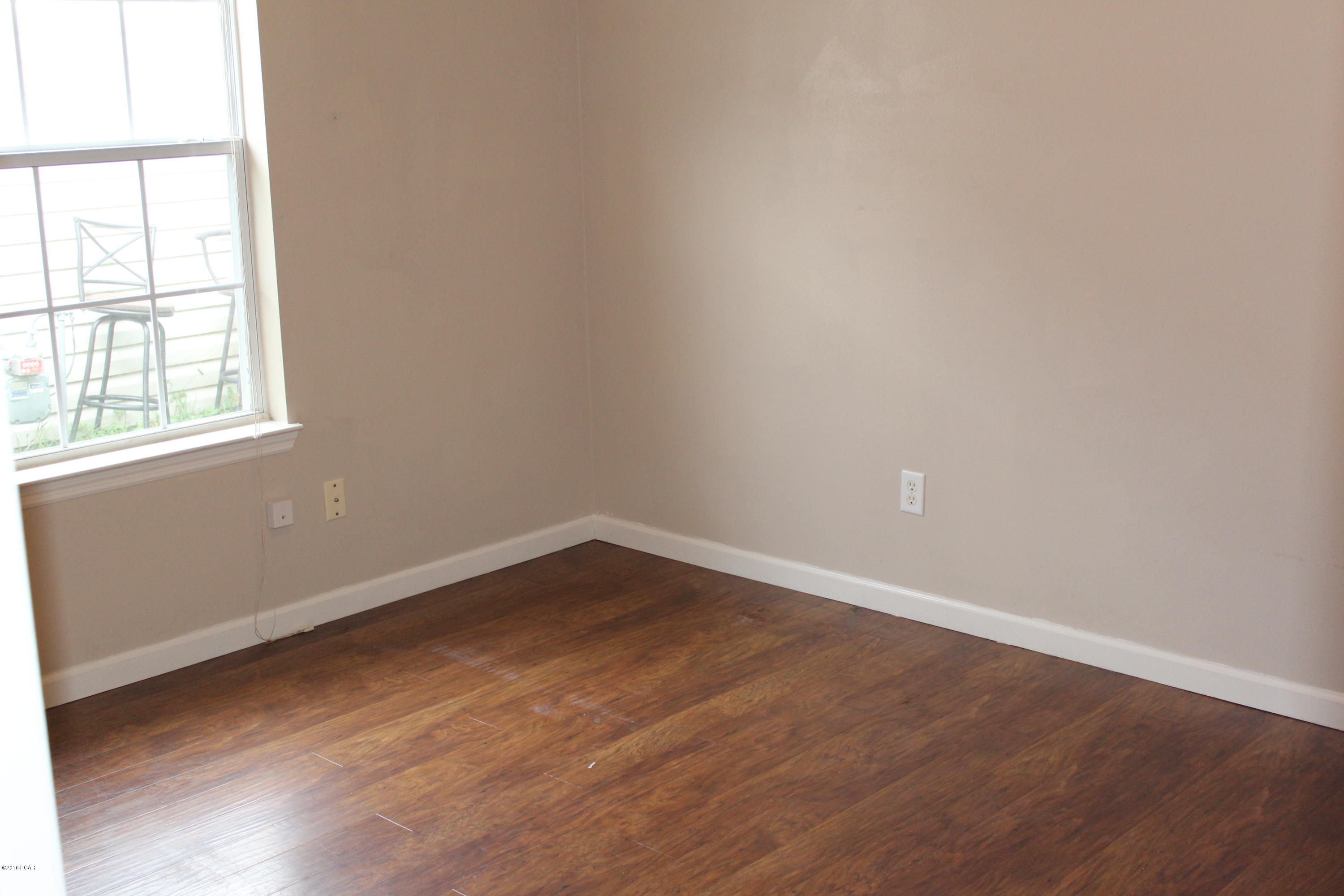 Summer Lace - Residential