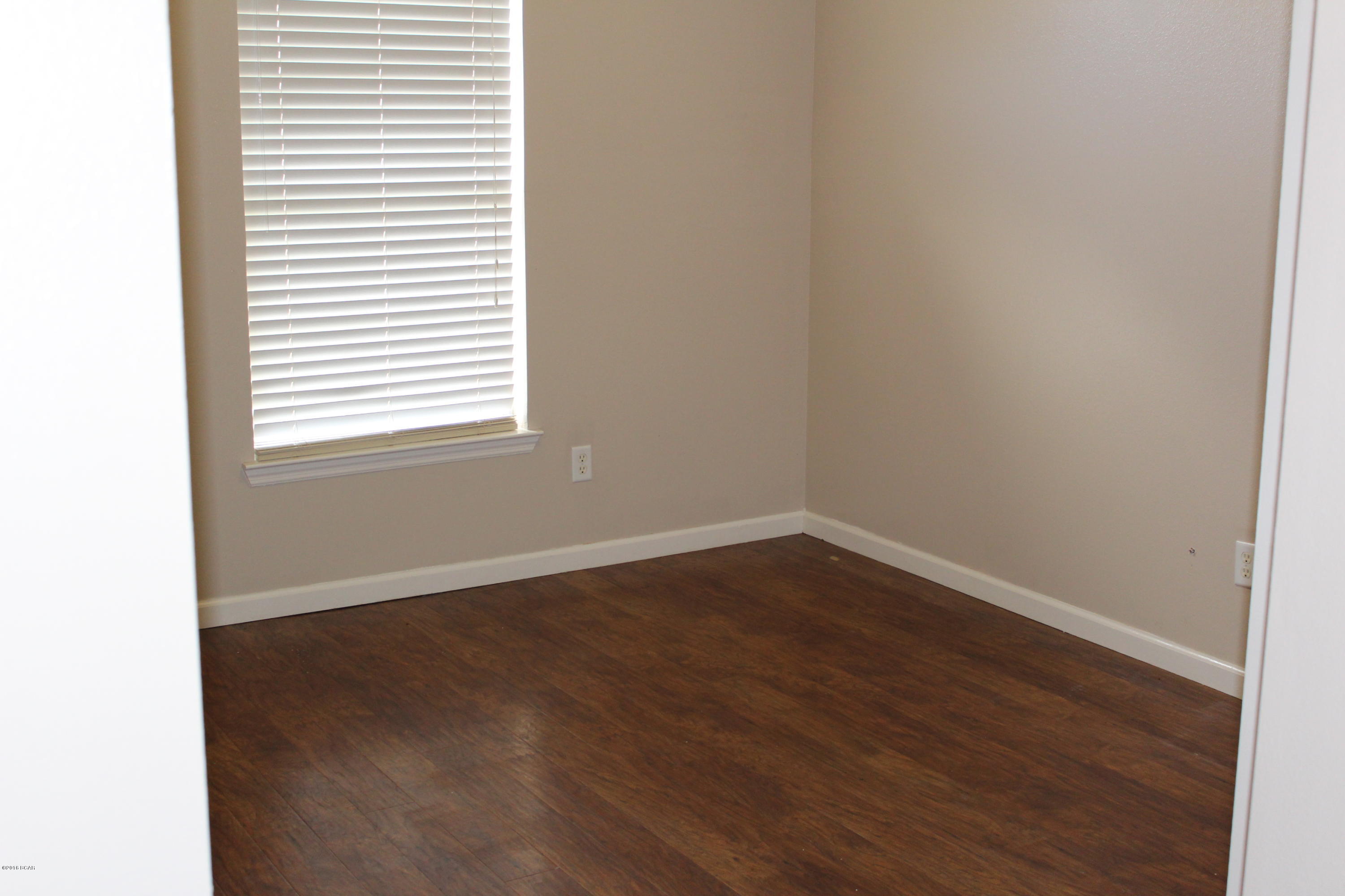 Summer Lace - Residential