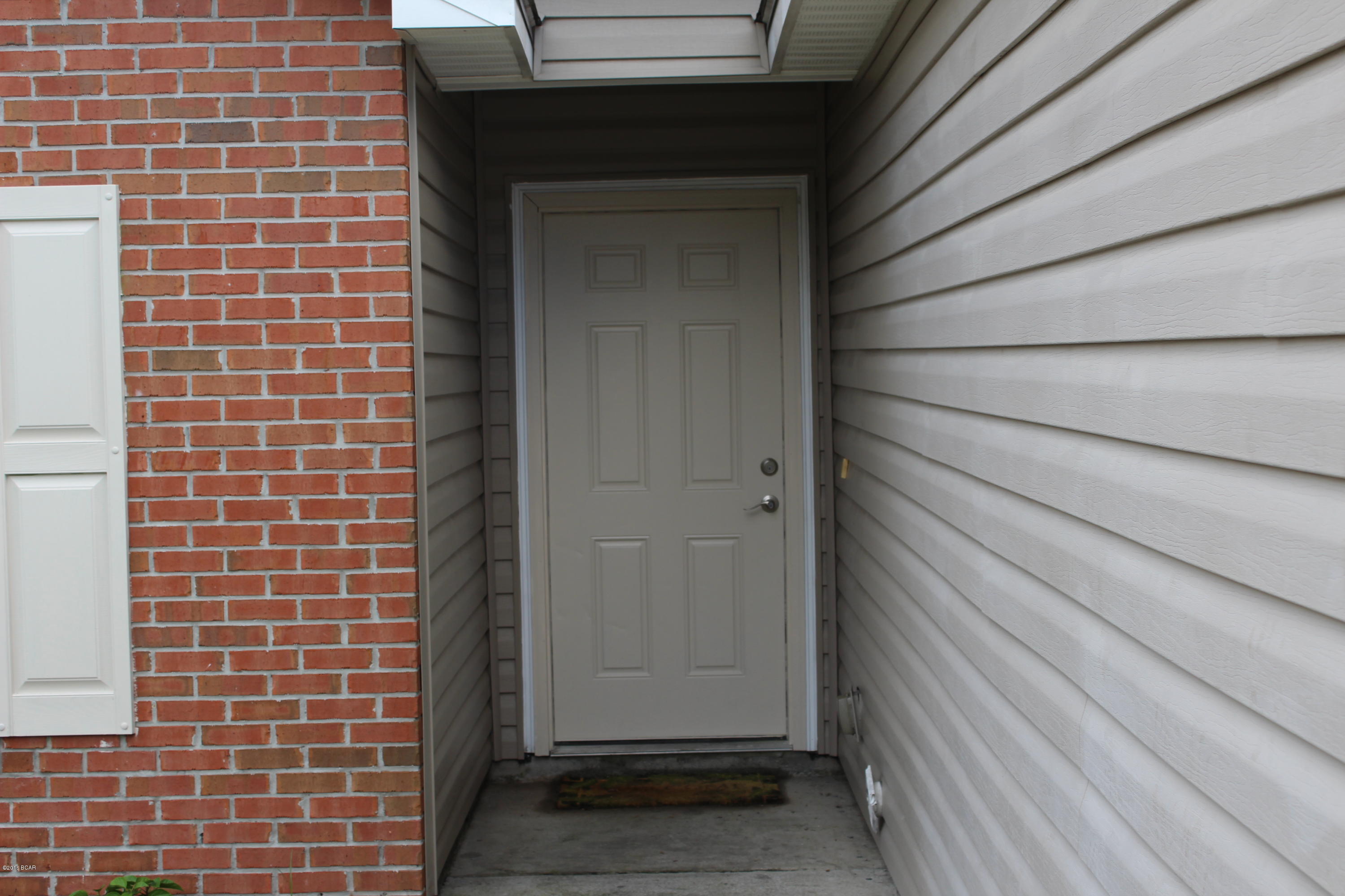 Summer Lace - Residential