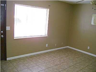 Bay Park Manor - Residential Lease