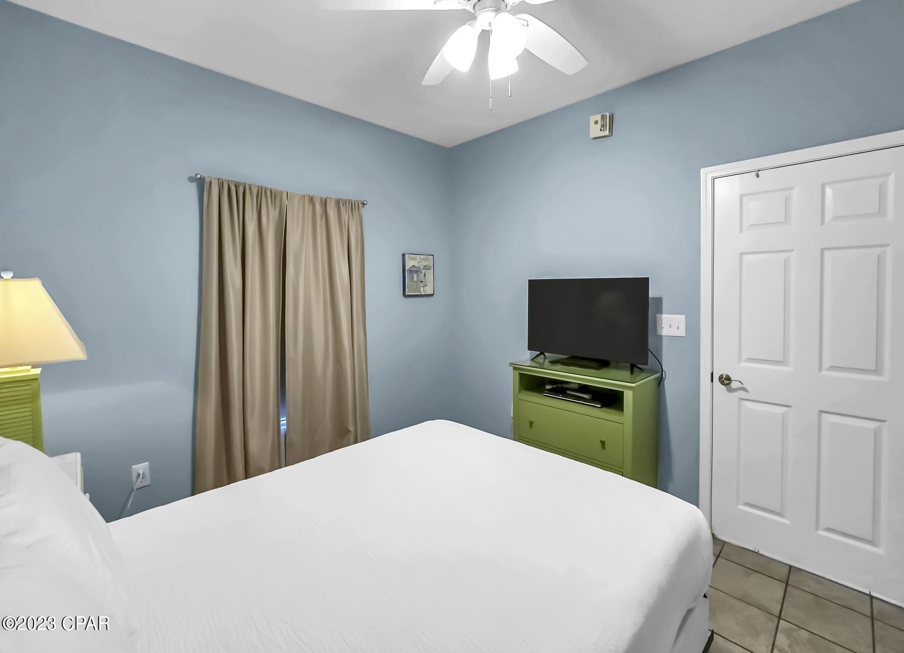 Splash Condo - Residential