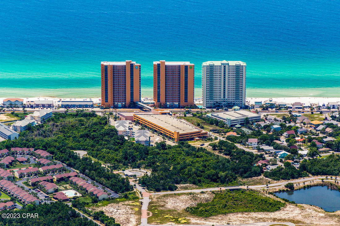 Splash Condo - Residential