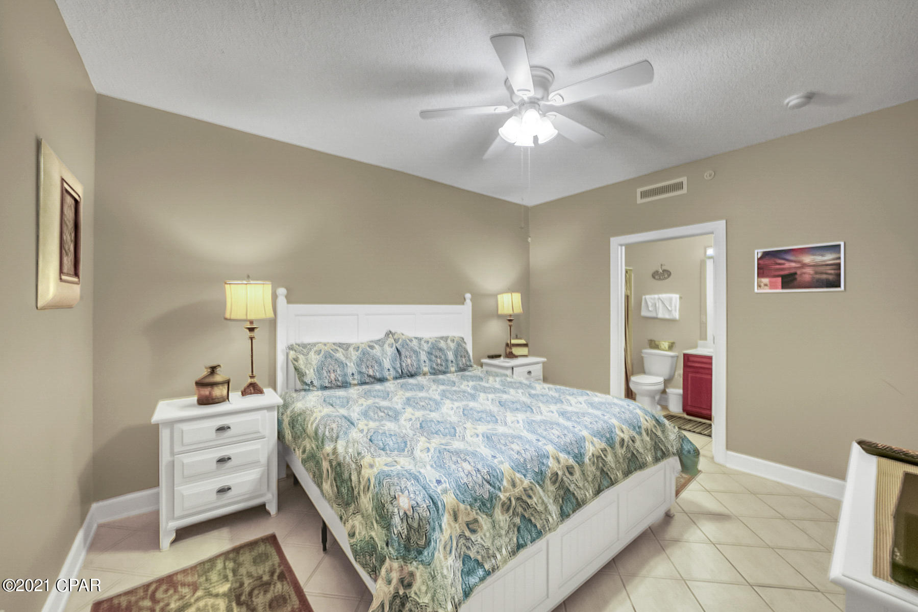 Twin Palms Resort - Residential