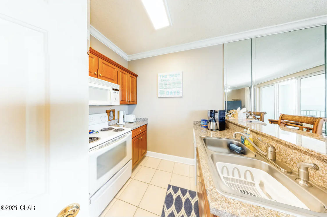 Twin Palms Resort - Residential