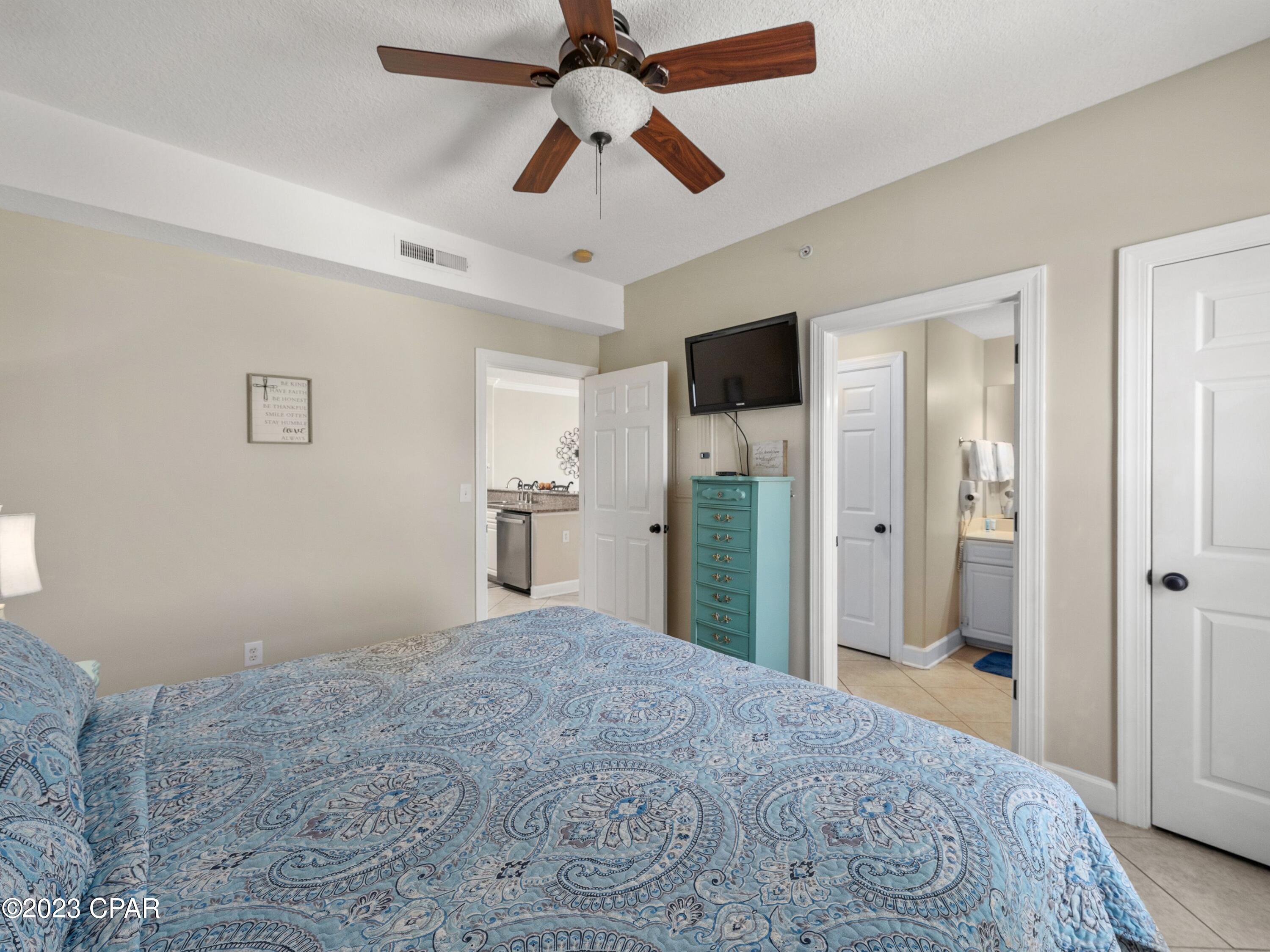 Emerald Isle - Residential