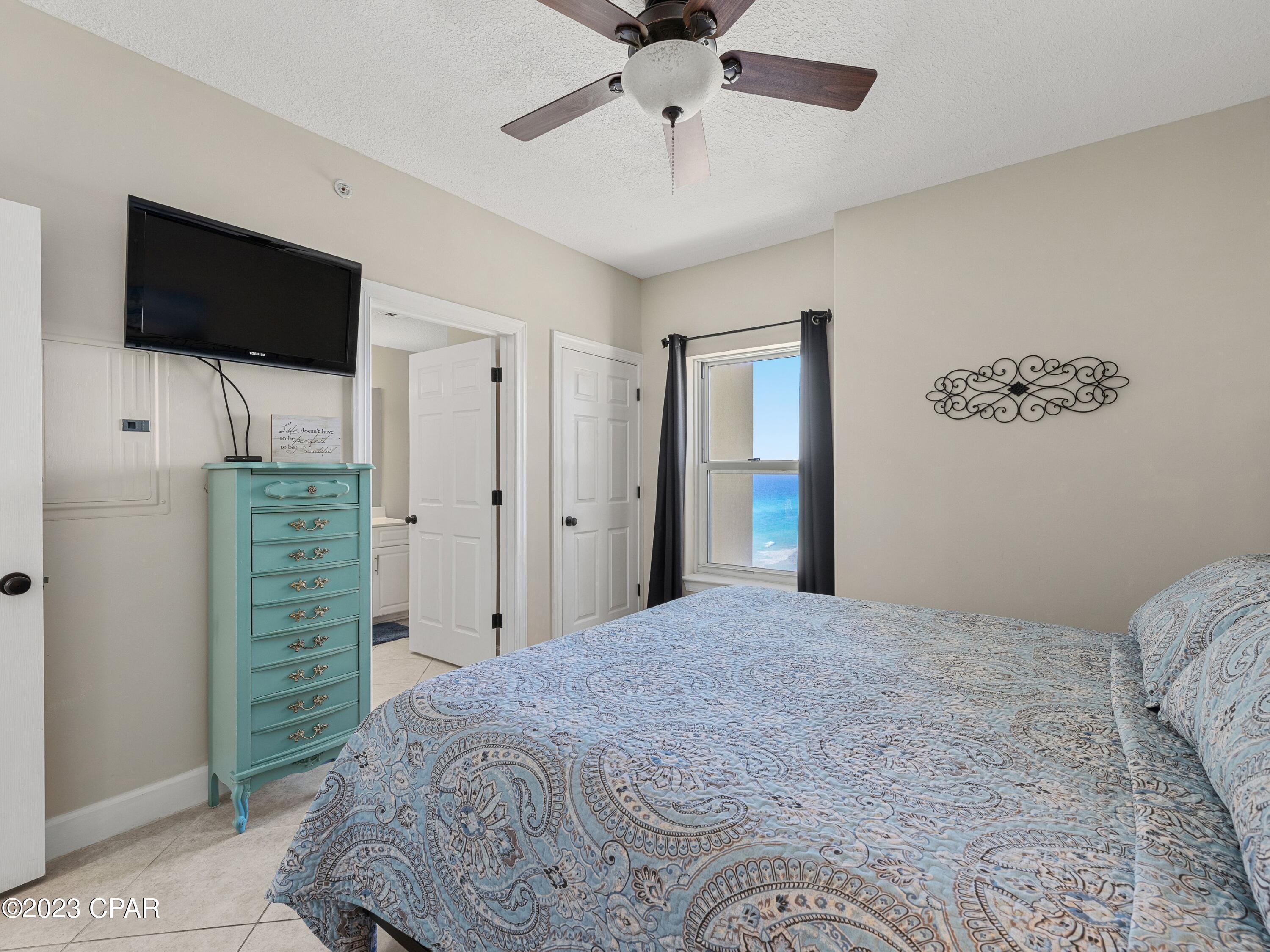Emerald Isle - Residential