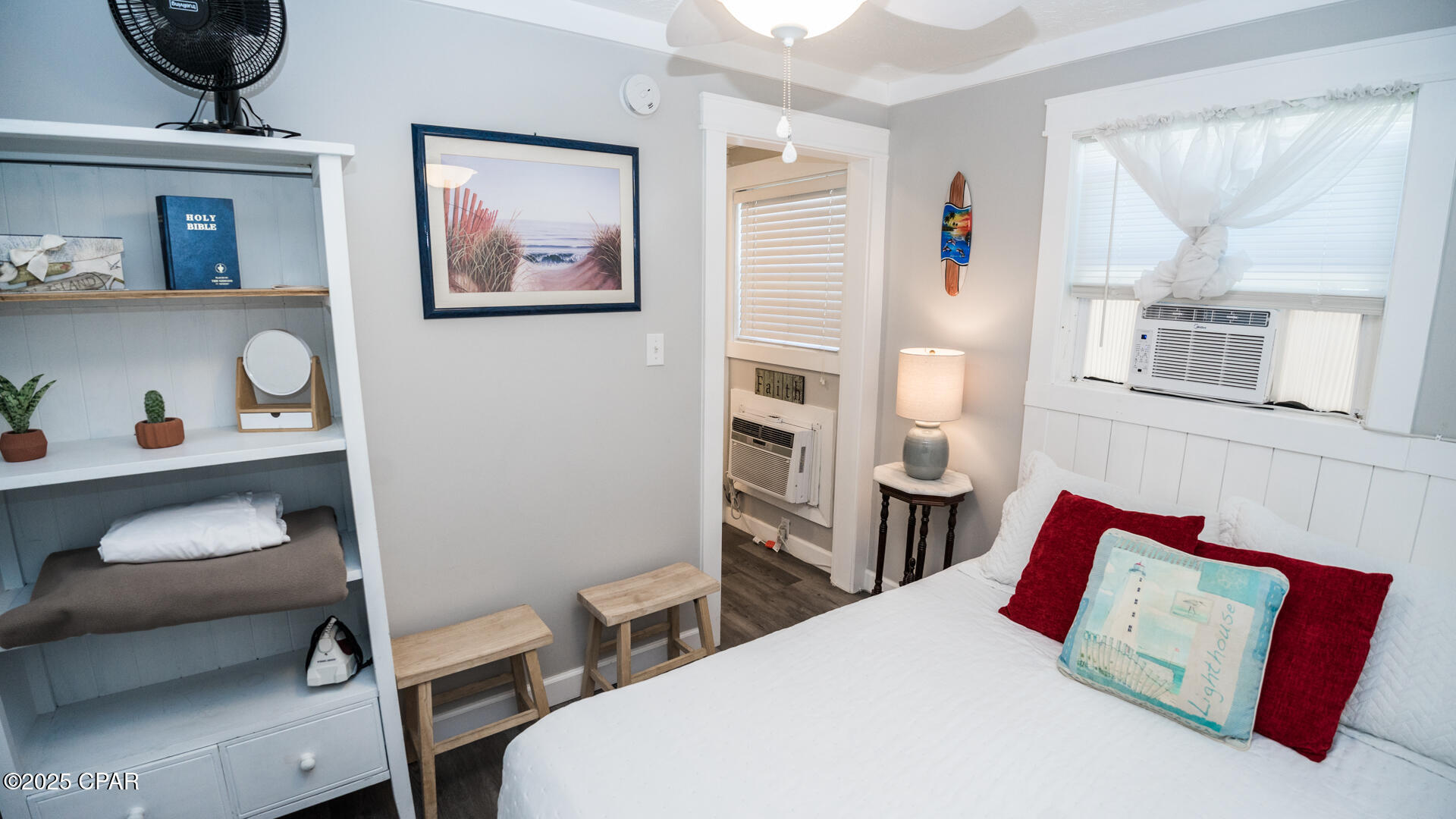 Stingray Condo. - Residential