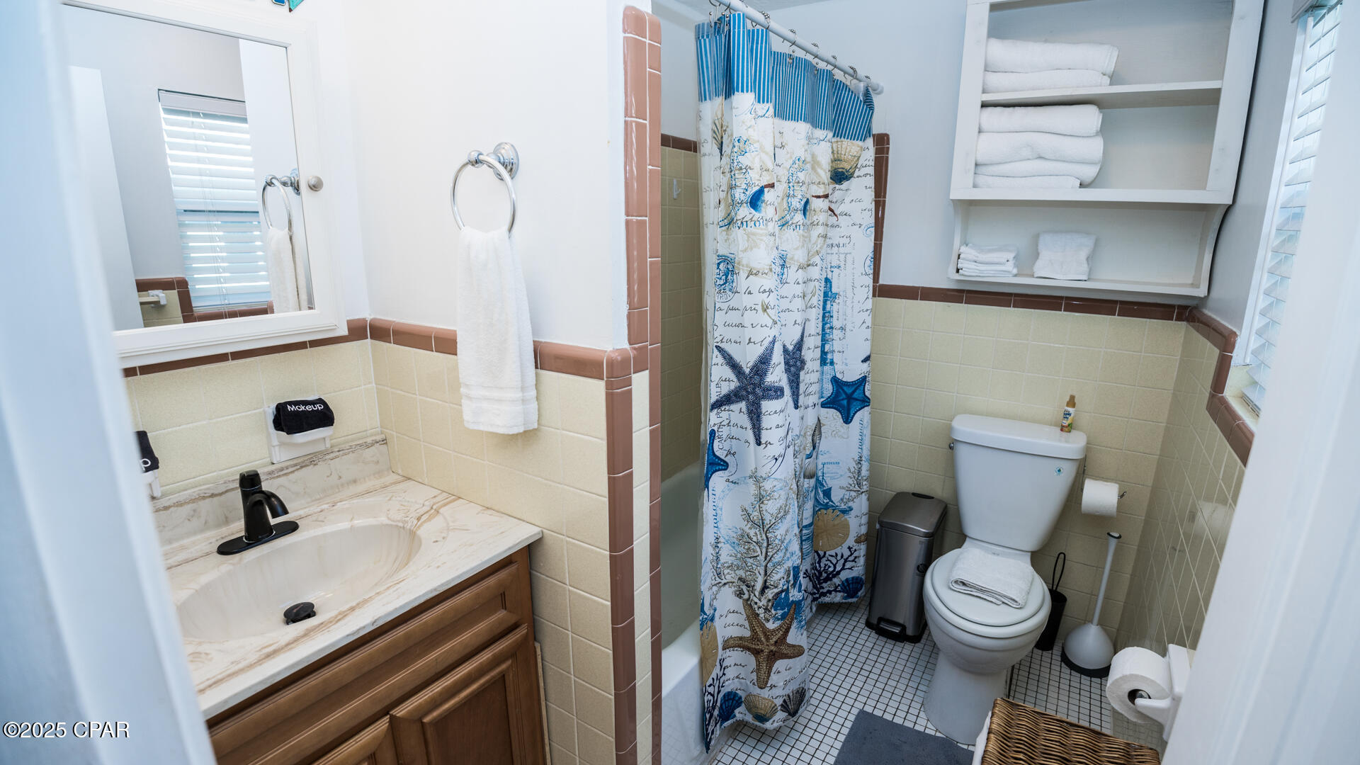 Stingray Condo. - Residential